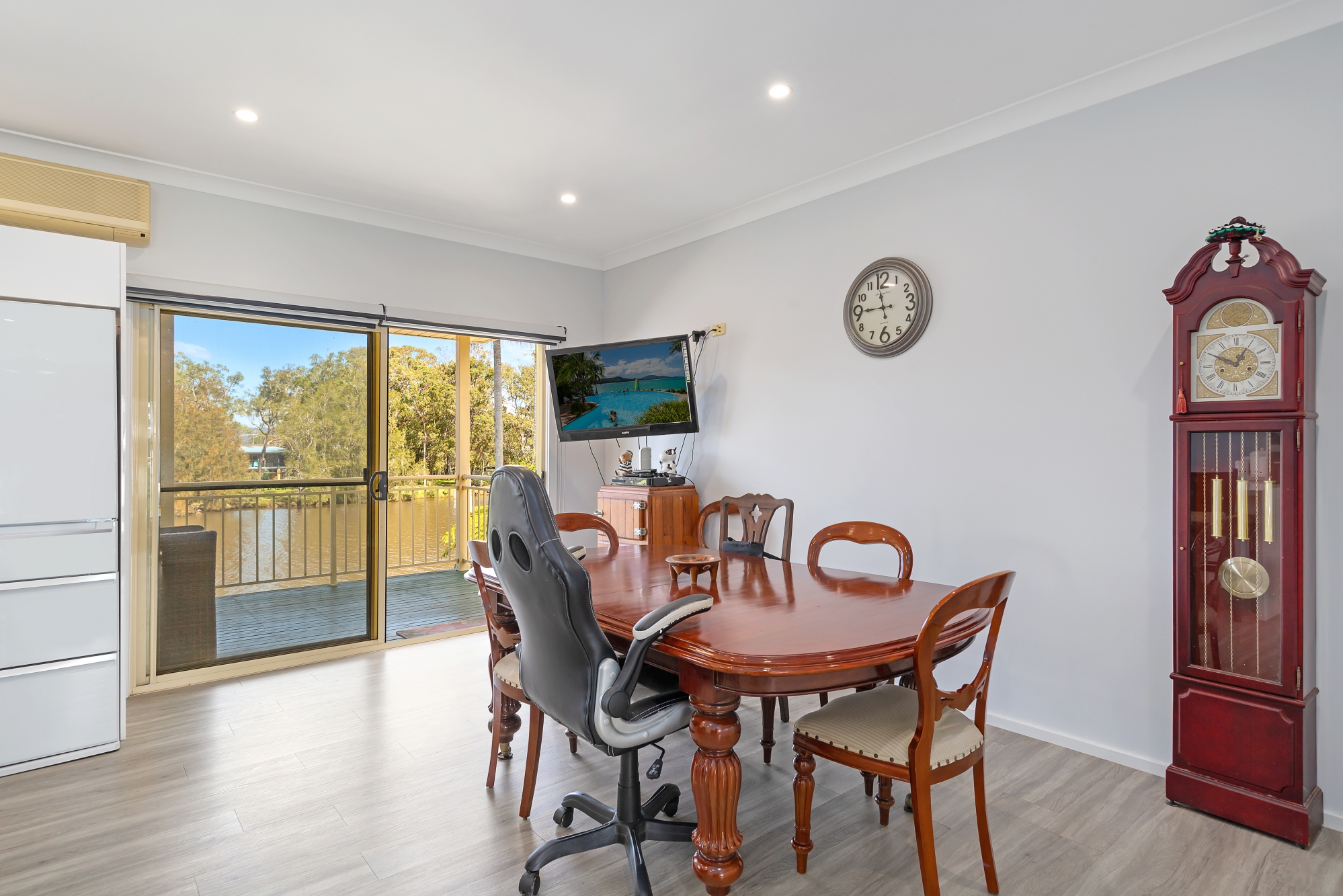 4-bedroom house at 180 Geoffrey Road, Chittaway Point, NSW 2261, , New South Wales
