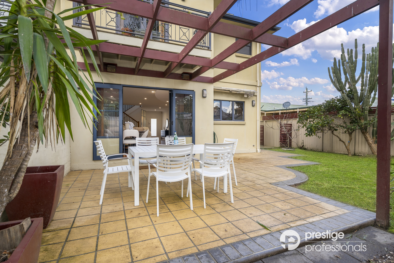 3-bedroom unit at 47B Miri Crescent, Holsworthy, NSW 2173, , New South Wales