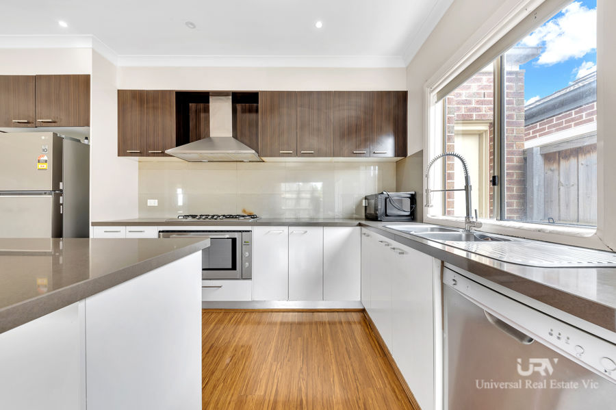 3-bedroom house at 35 STOKE CIRCUIT, Wollert VIC 3750, Whittlesea, Victoria