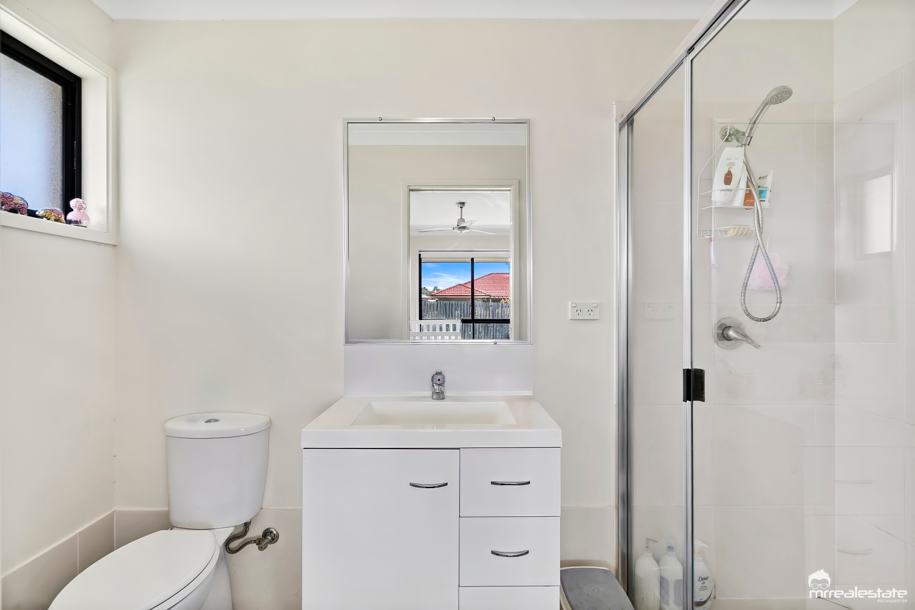 27 Brodie Drive, Gracemere, QLD 4702 - Image 9