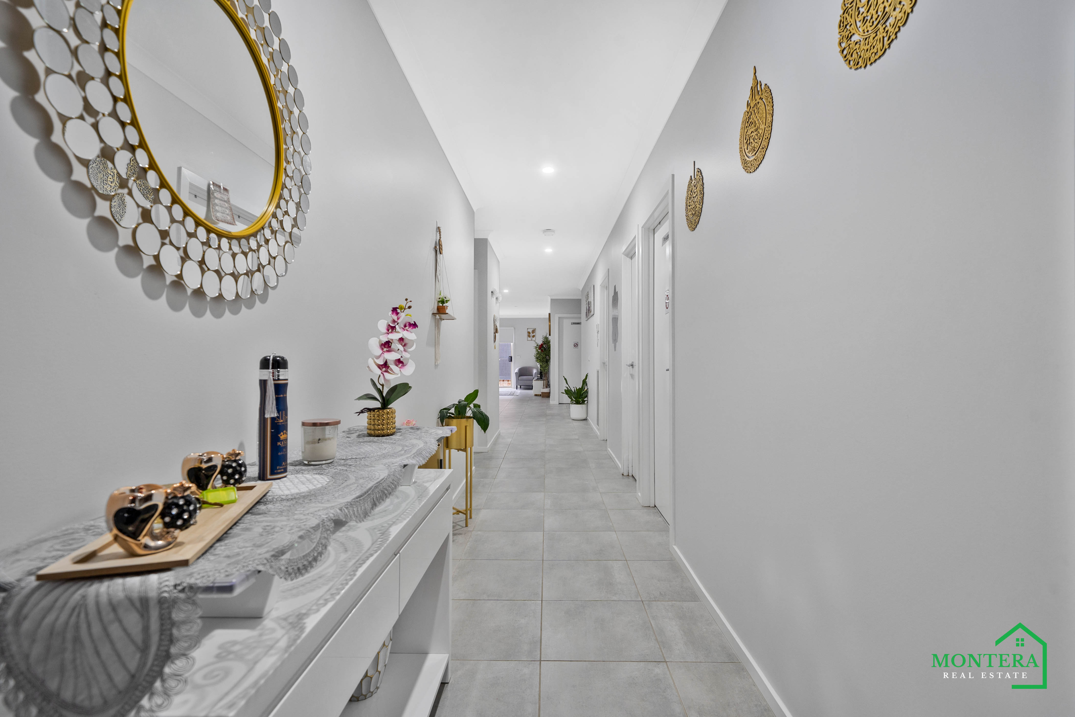 12 Laino Boulevard, Epping, Vic, 3076 - Image 2