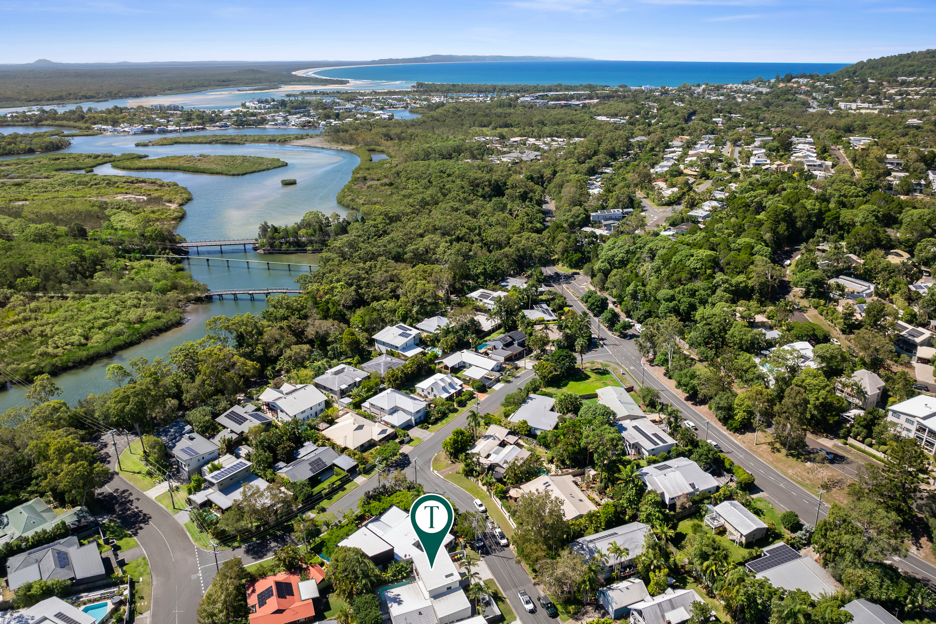 4-bedroom house at 4 DAVID STREET, Noosa Heads QLD 4567, Noosa, Queensland