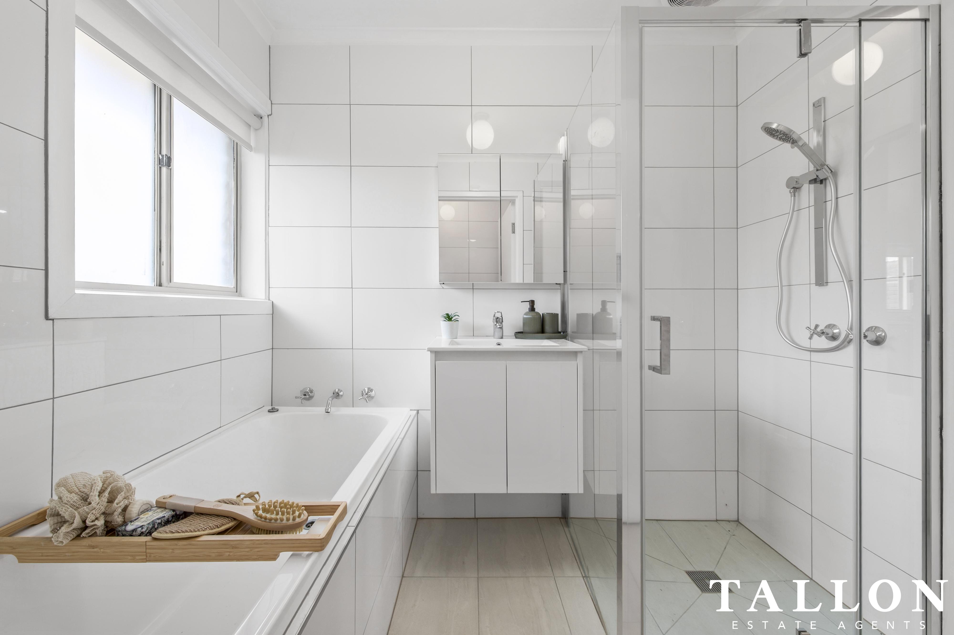 2-bedroom unit at 4 2 SIMON STREET, HASTINGS VIC 3915, Mornington Peninsula, Victoria