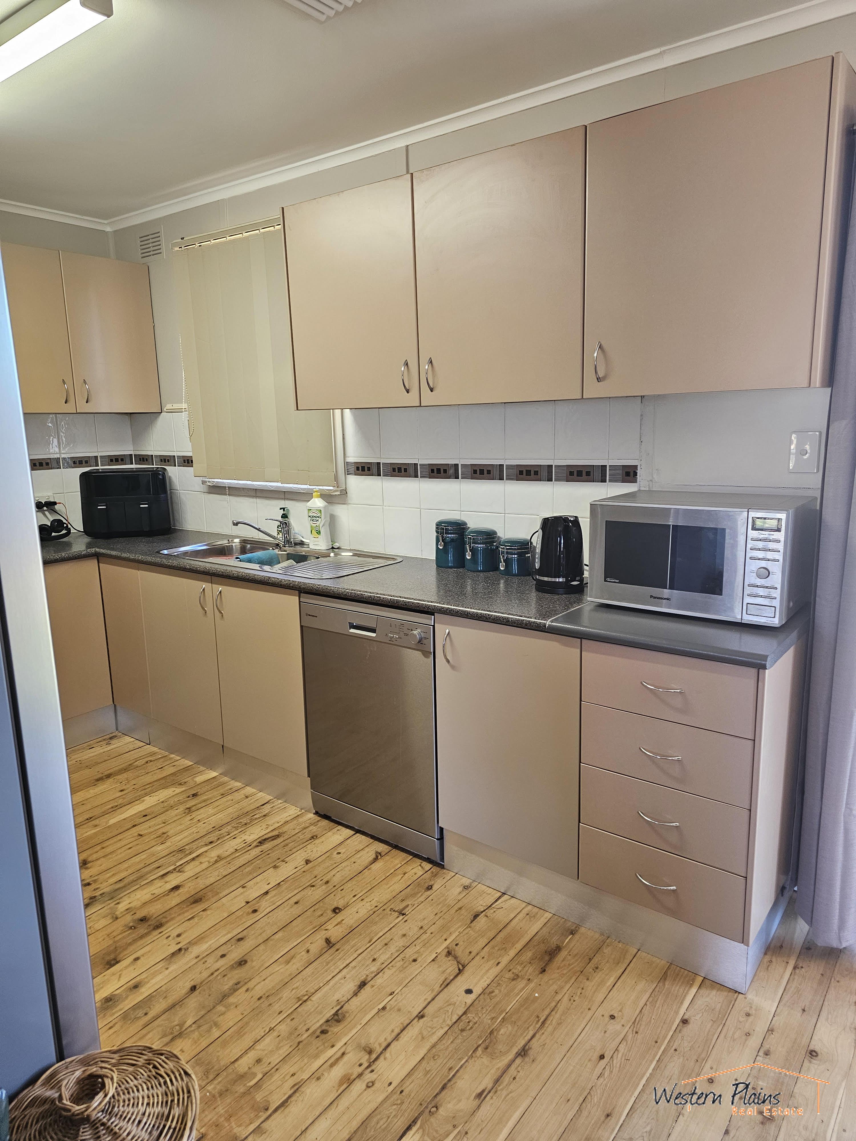 20 Prince Street, Cobar, NSW 2835 - Image 4