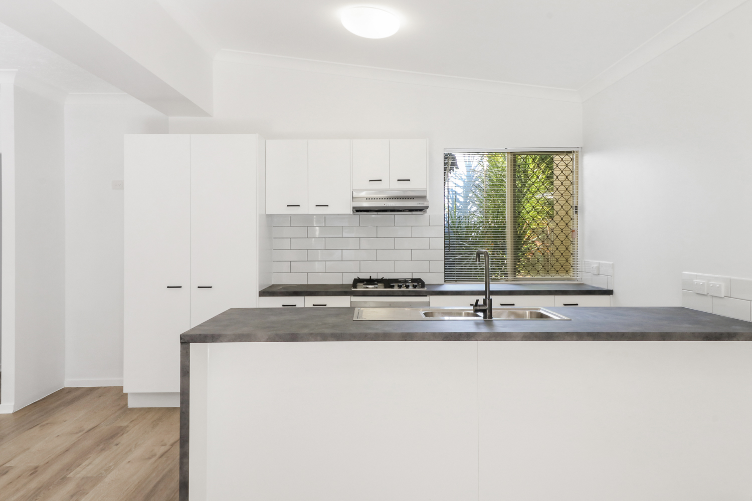 3-bedroom unit at 4/9-11 Mudjimba Beach Road, Mudjimba, QLD 4564, Sunshine Coast, Queensland