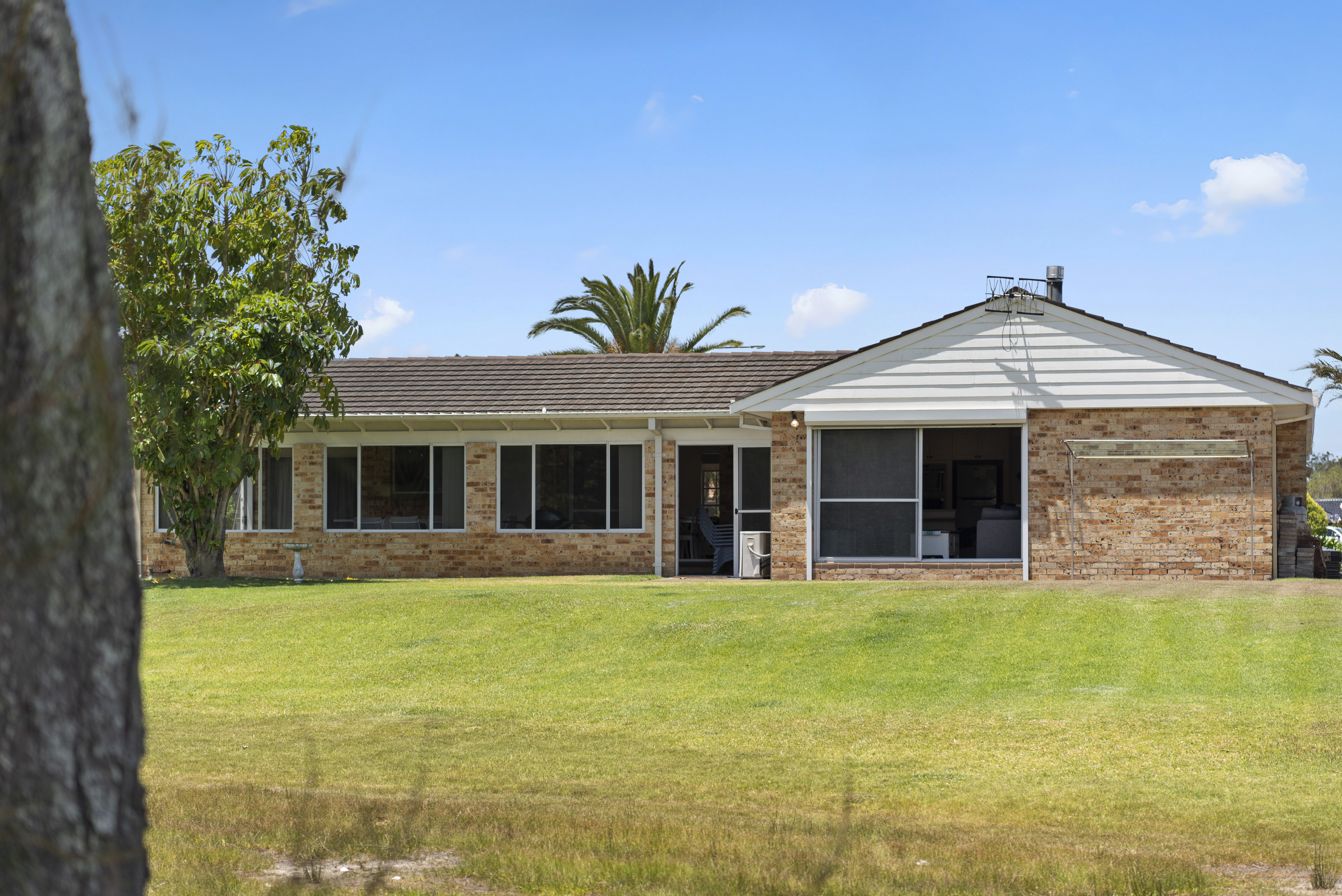 8 Honeysuckle Close, Burrill Lake, NSW 2539 - Image 2