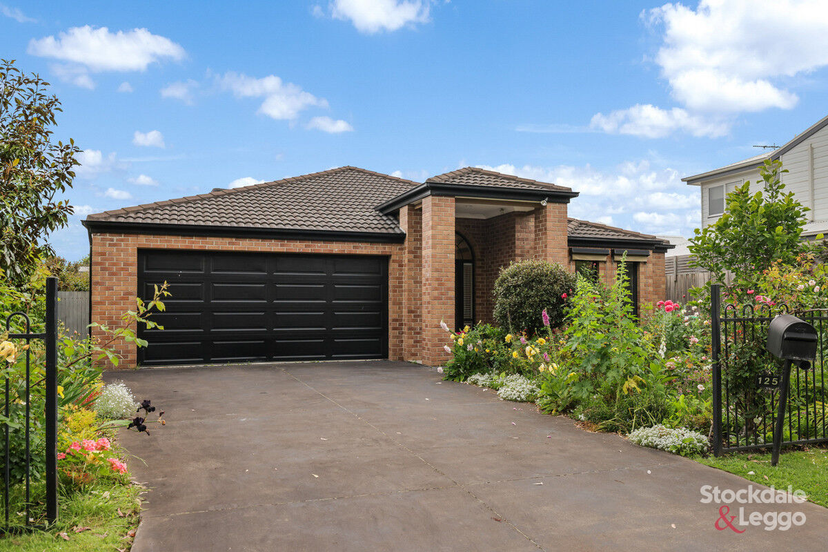125 Mckenzie Road, Cowes, VIC 3922 - Image 2