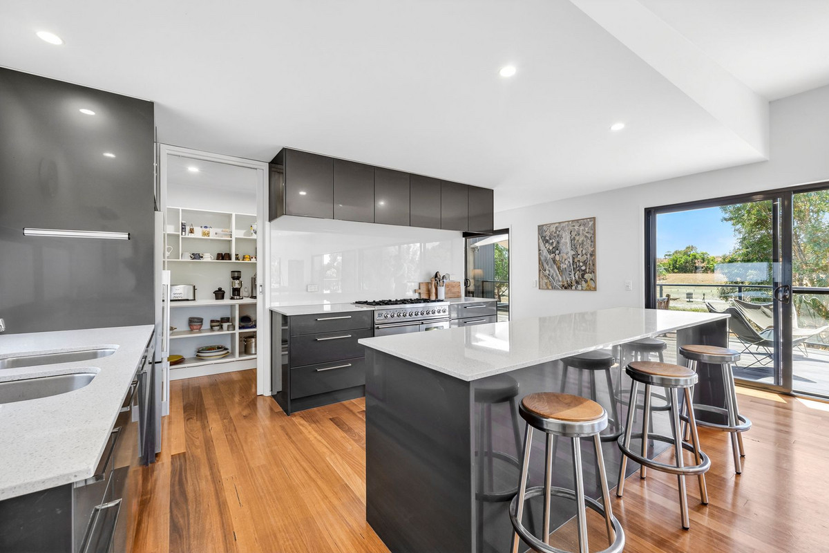 6 DRUIDS GLEN, Torquay VIC 3228 - Image 5