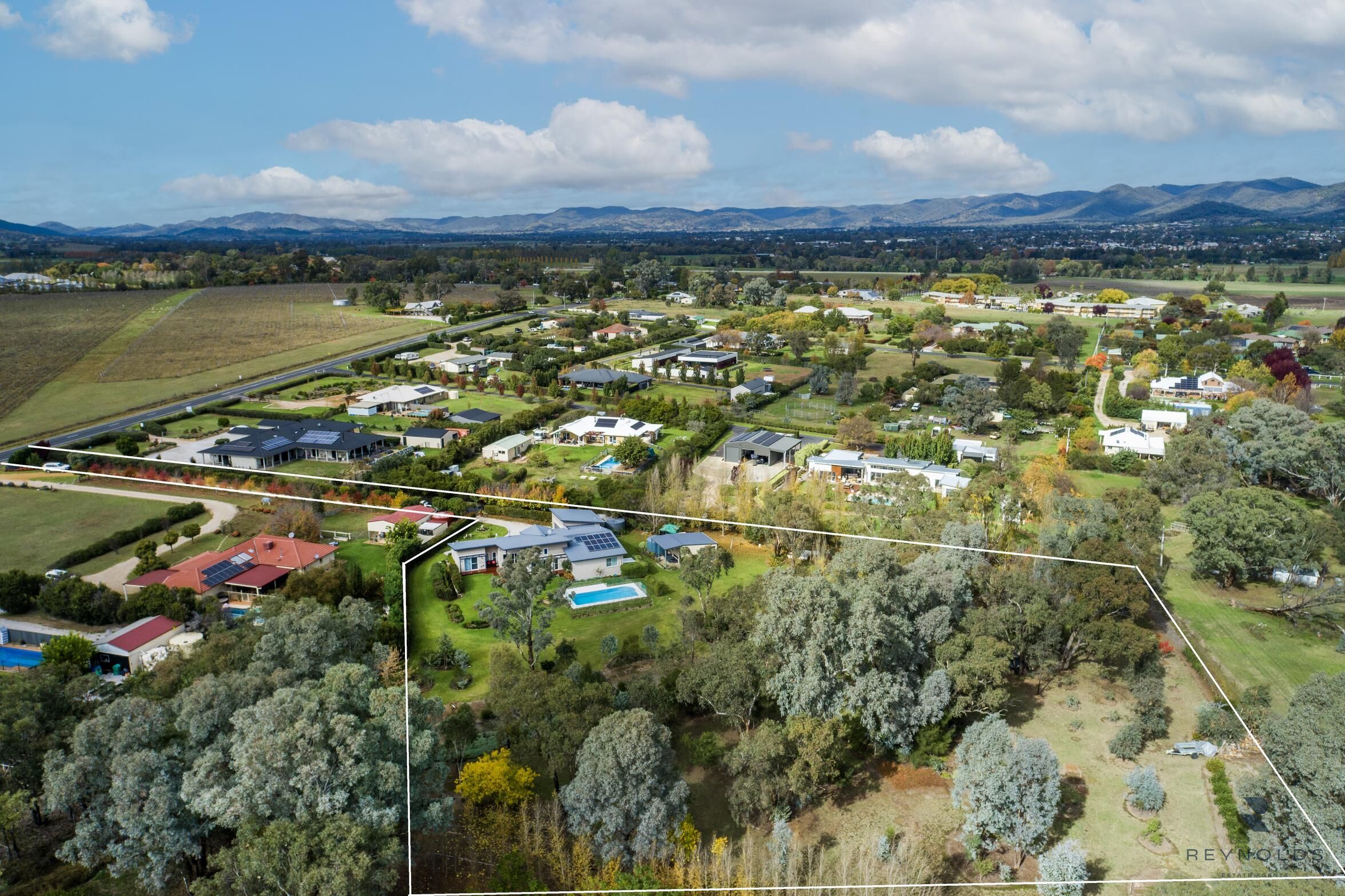 53 HENRY LAWSON DRIVE, Bombira NSW 2850 - Image 4