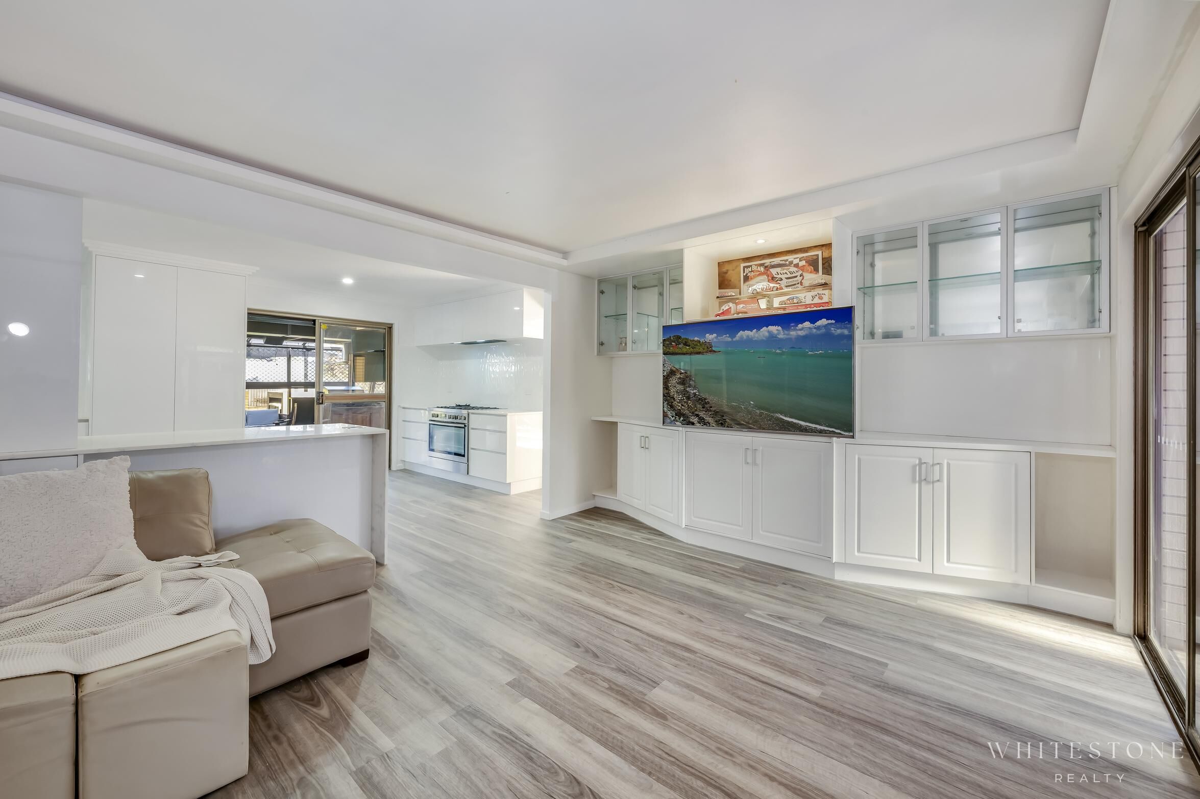 10 BRADY STREET, Avenell Heights QLD 4670 - Image 7
