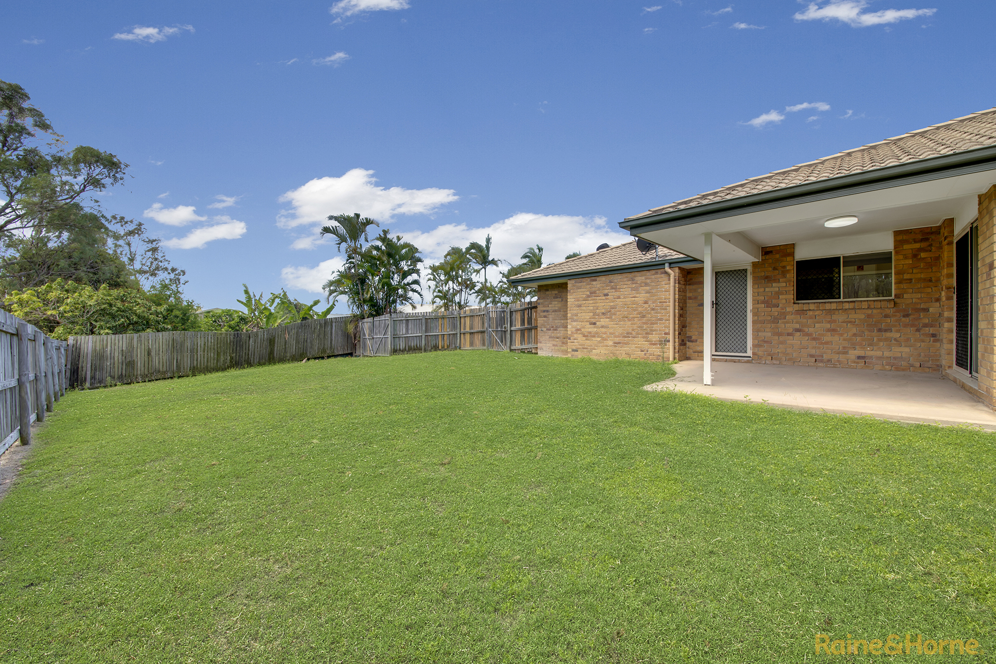 3-bedroom unit at 2/20 Reinaerhoff Crescent, Glen Eden, QLD 4680, Gladstone, Queensland