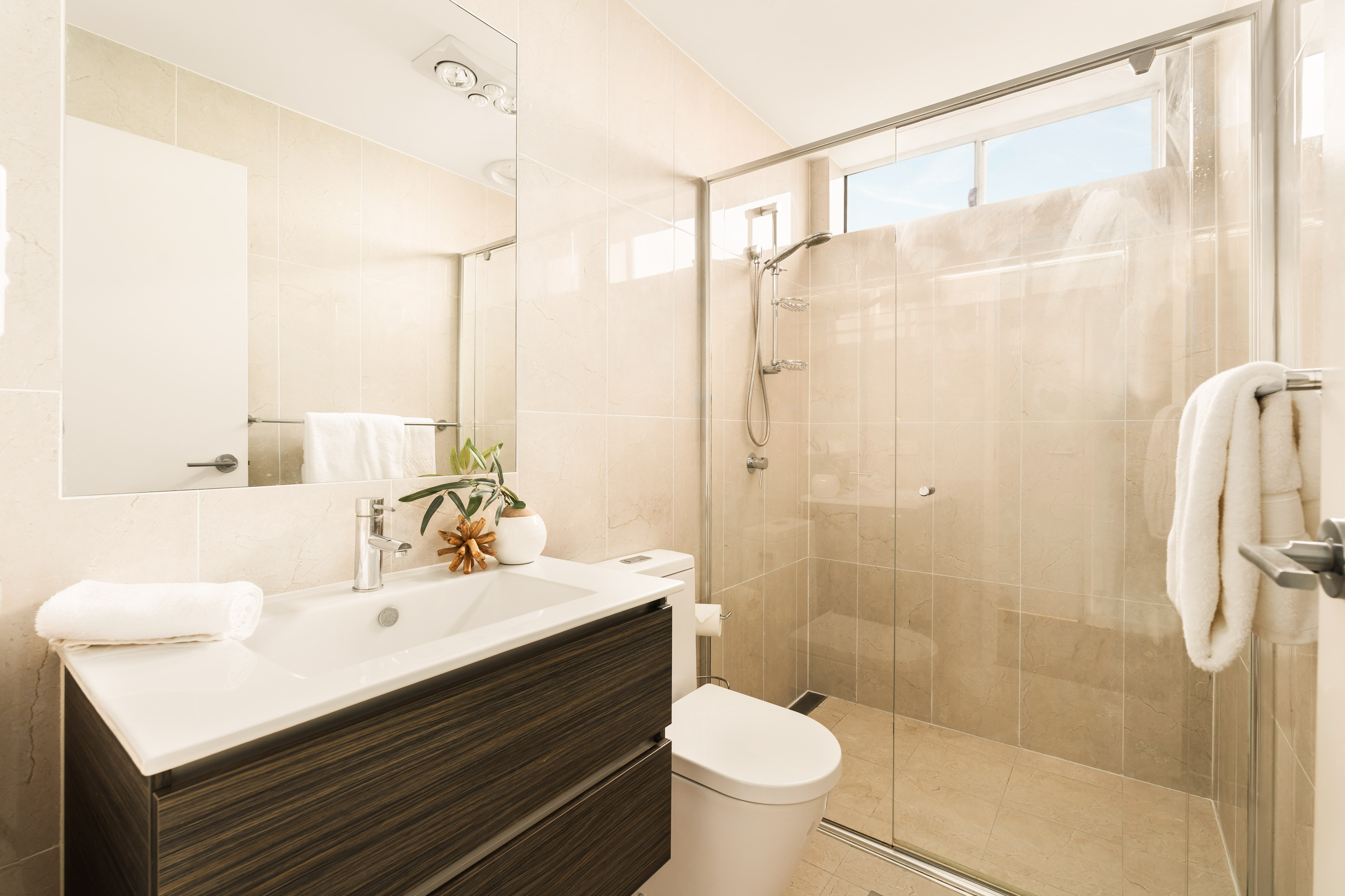 3-bedroom unit at 6/30 Second Avenue, Sandgate, Qld, 4017, Brisbane, Queensland