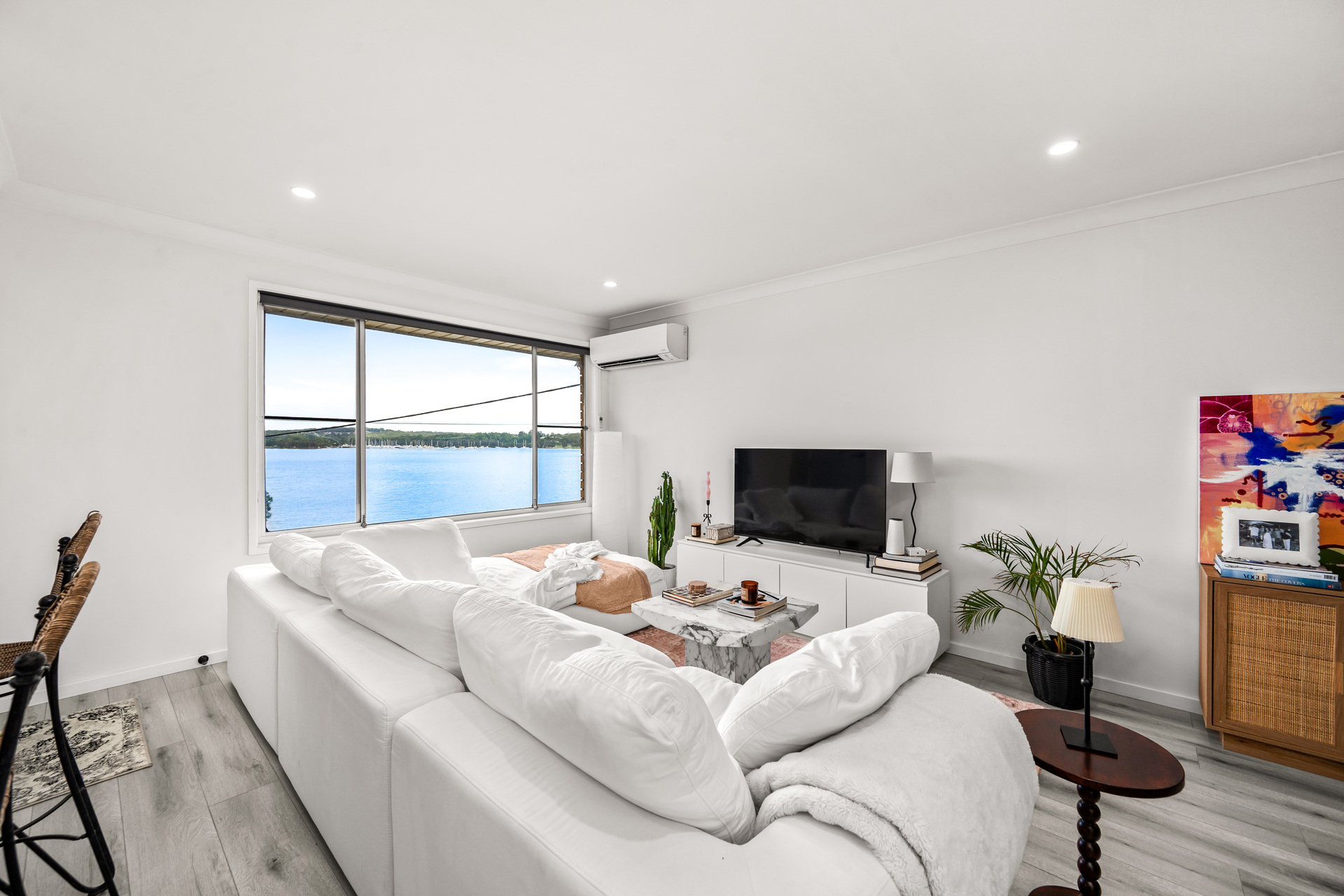 1-bedroom unit at 2/226 The Esplanade, Speers Point, NSW 2284, Lake Macquarie, New South Wales