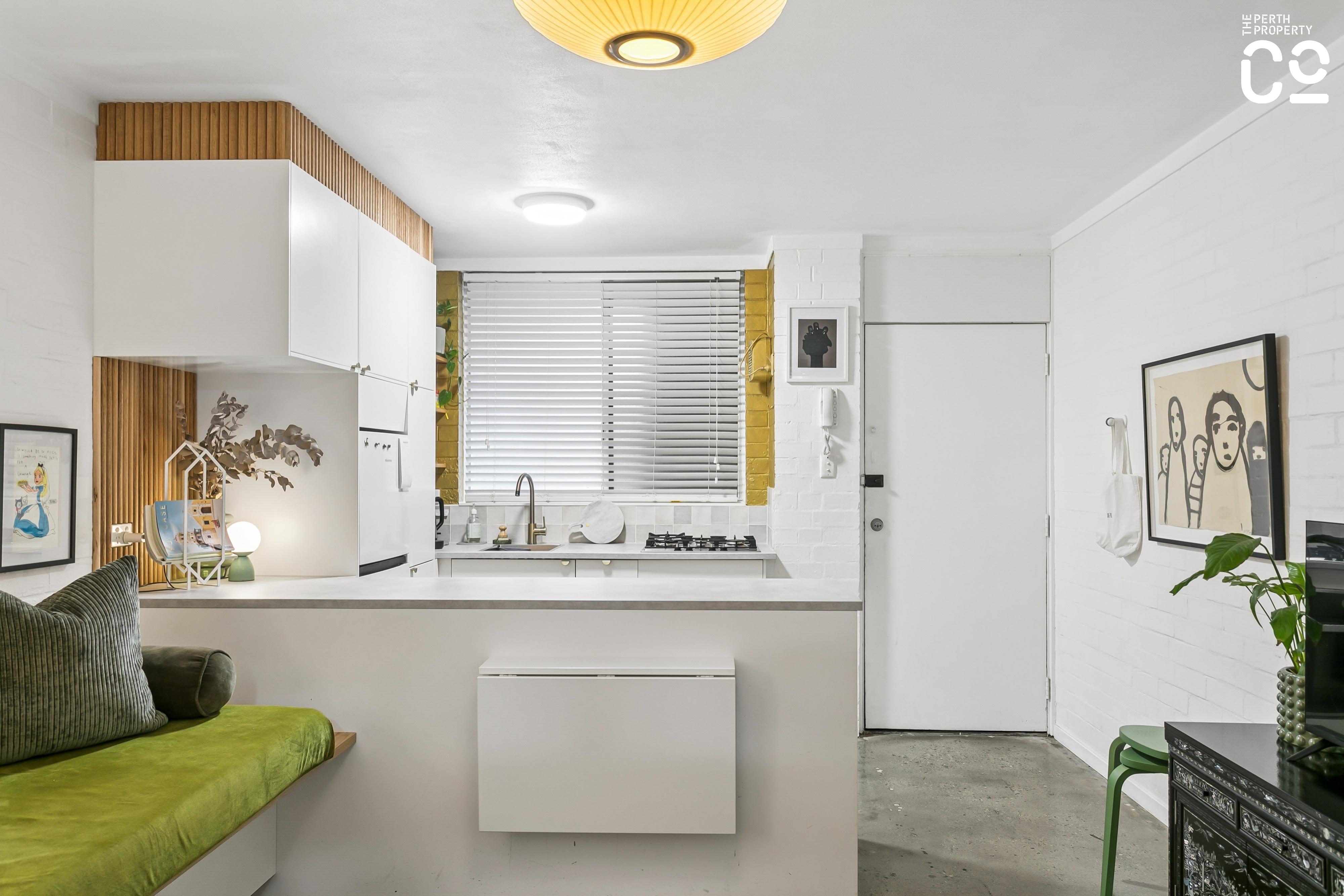 HYDE PARK COURT 5 537 WILLIAM STREET, MOUNT LAWLEY WA 6050 - Image 9