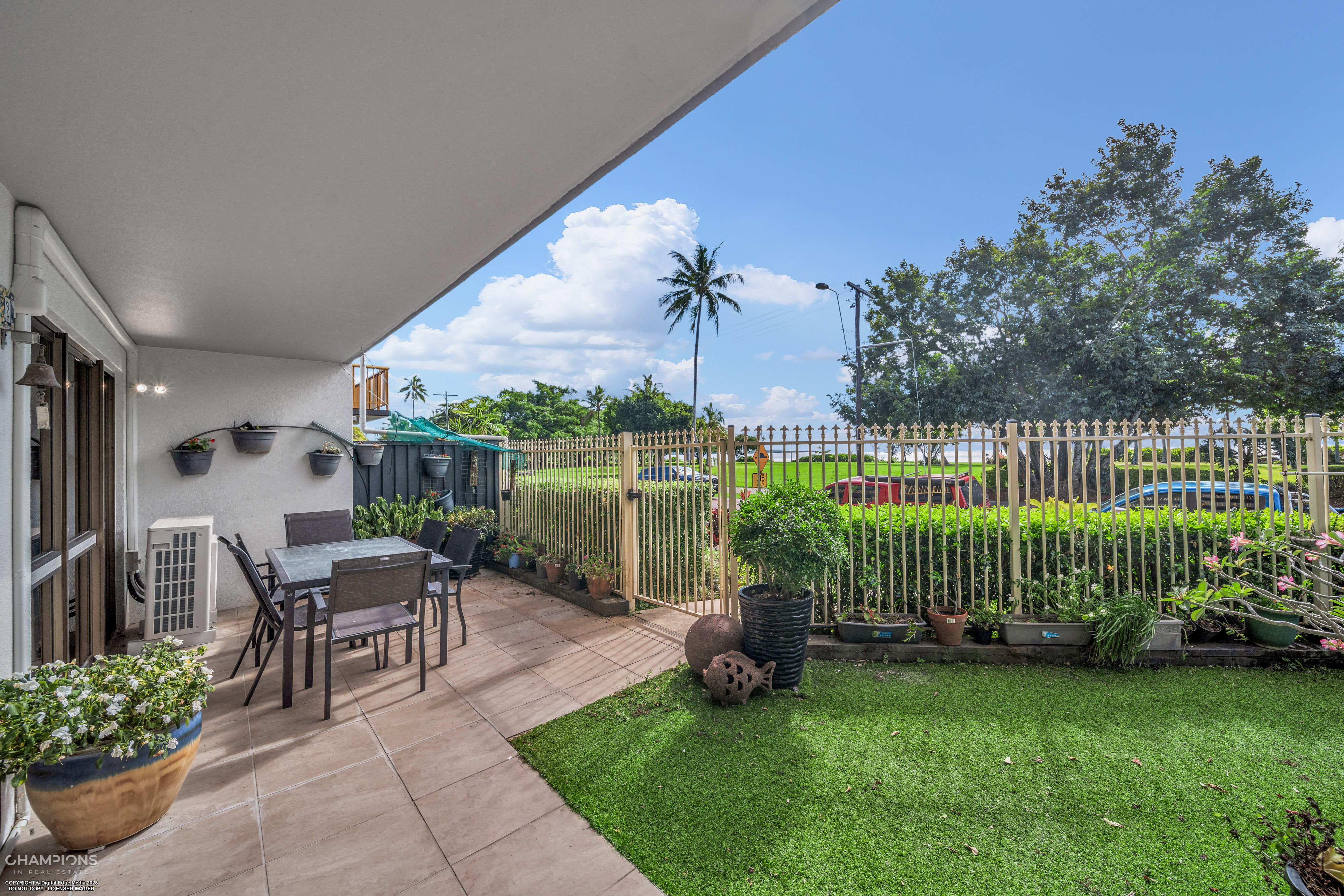 2/249-255 Esplanade, Cairns North, Qld, 4870 - Image 2
