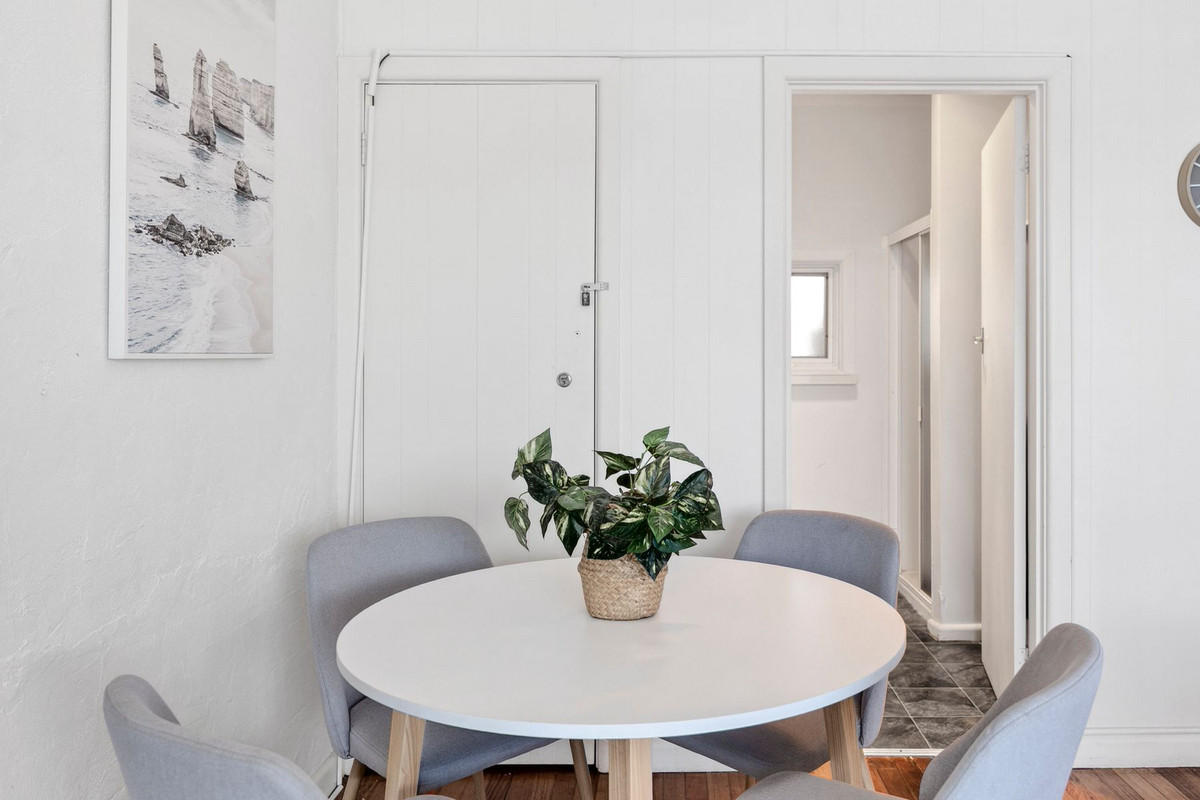 3-bedroom unit at 2 84 THE ESPLANADE, TORQUAY VIC 3228, Surf Coast, Victoria