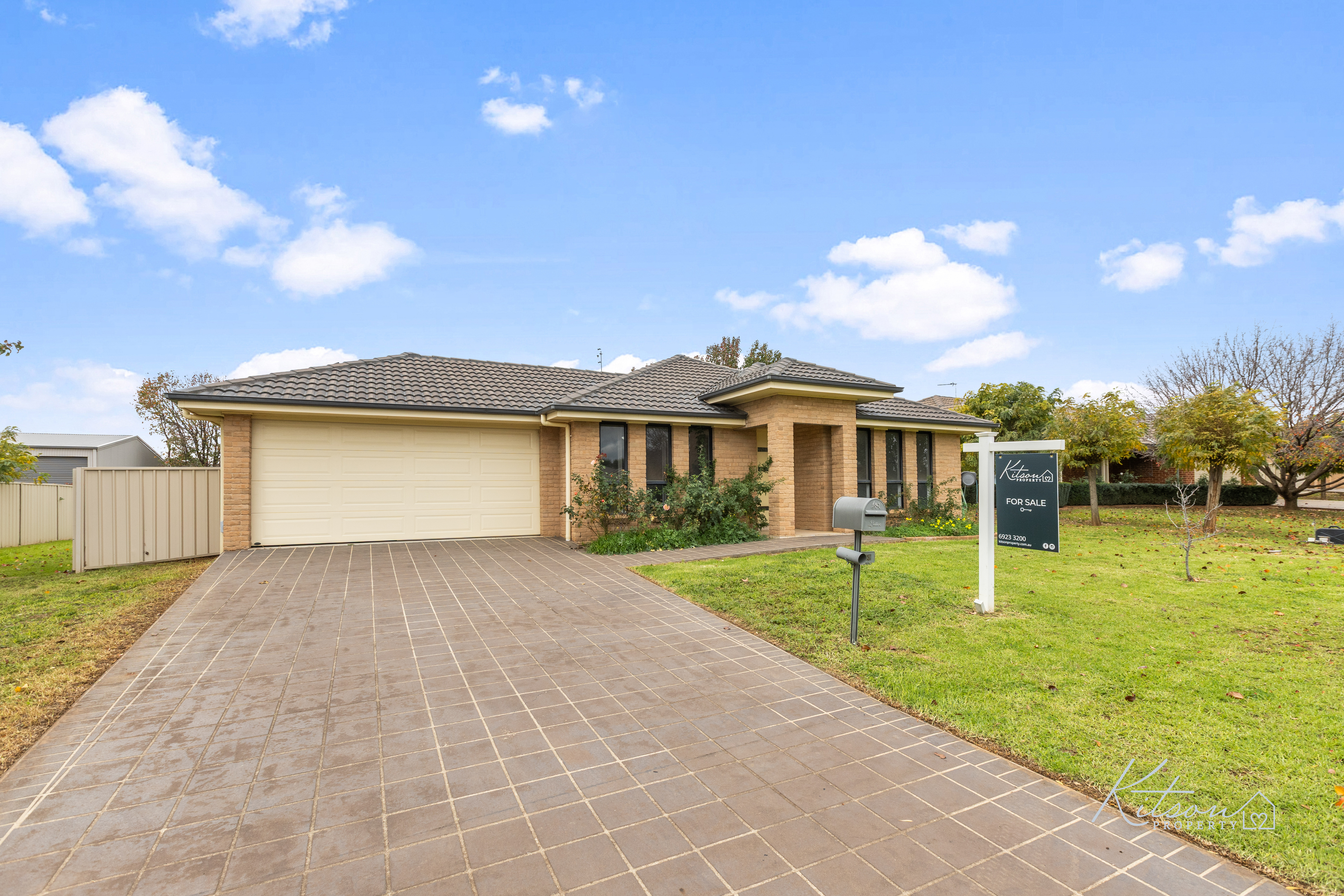 35 Loughan Road, Junee, NSW 2663 - Image 1