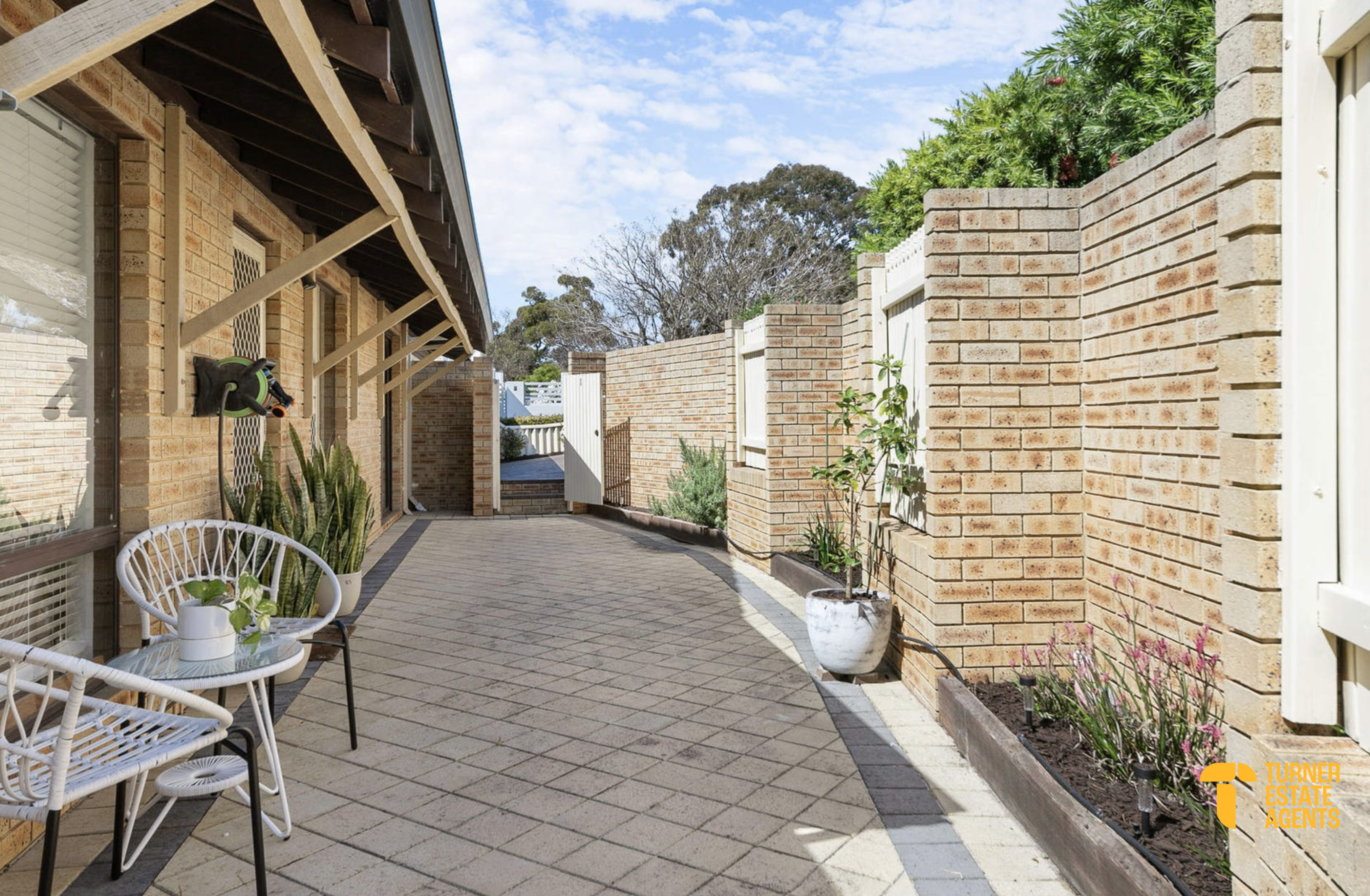 1/14 Axford Street, Como, WA 6152 - Image 2