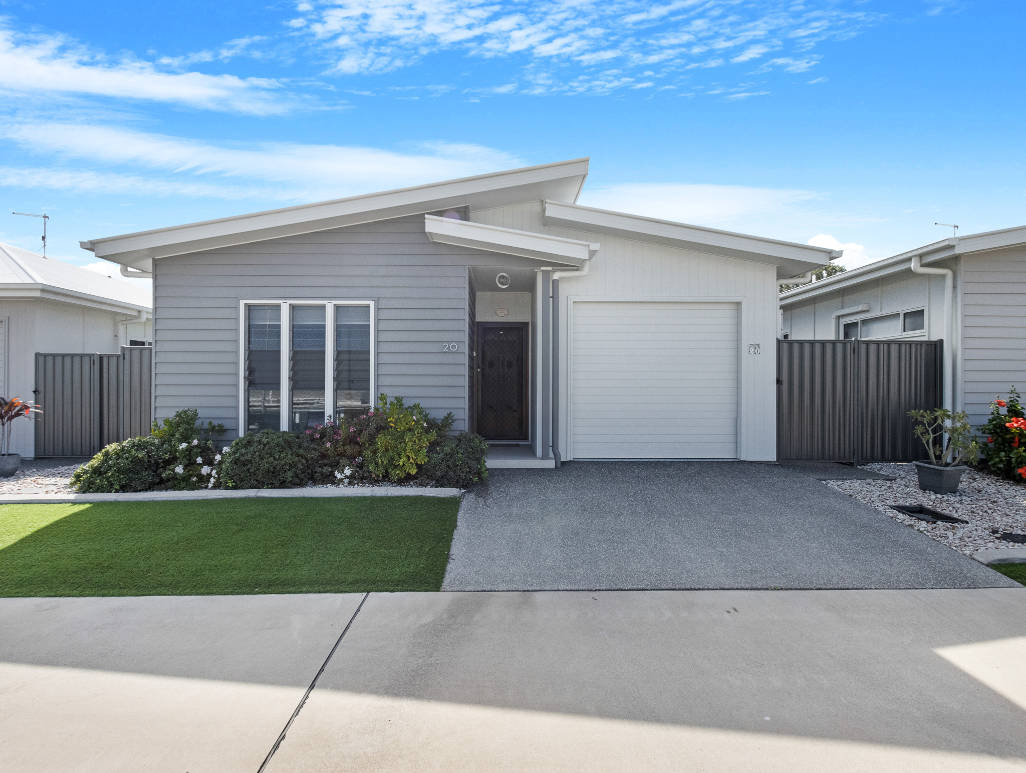 20/835 Boat Harbour Drive, Urangan, Qld, 4655 - Image 1