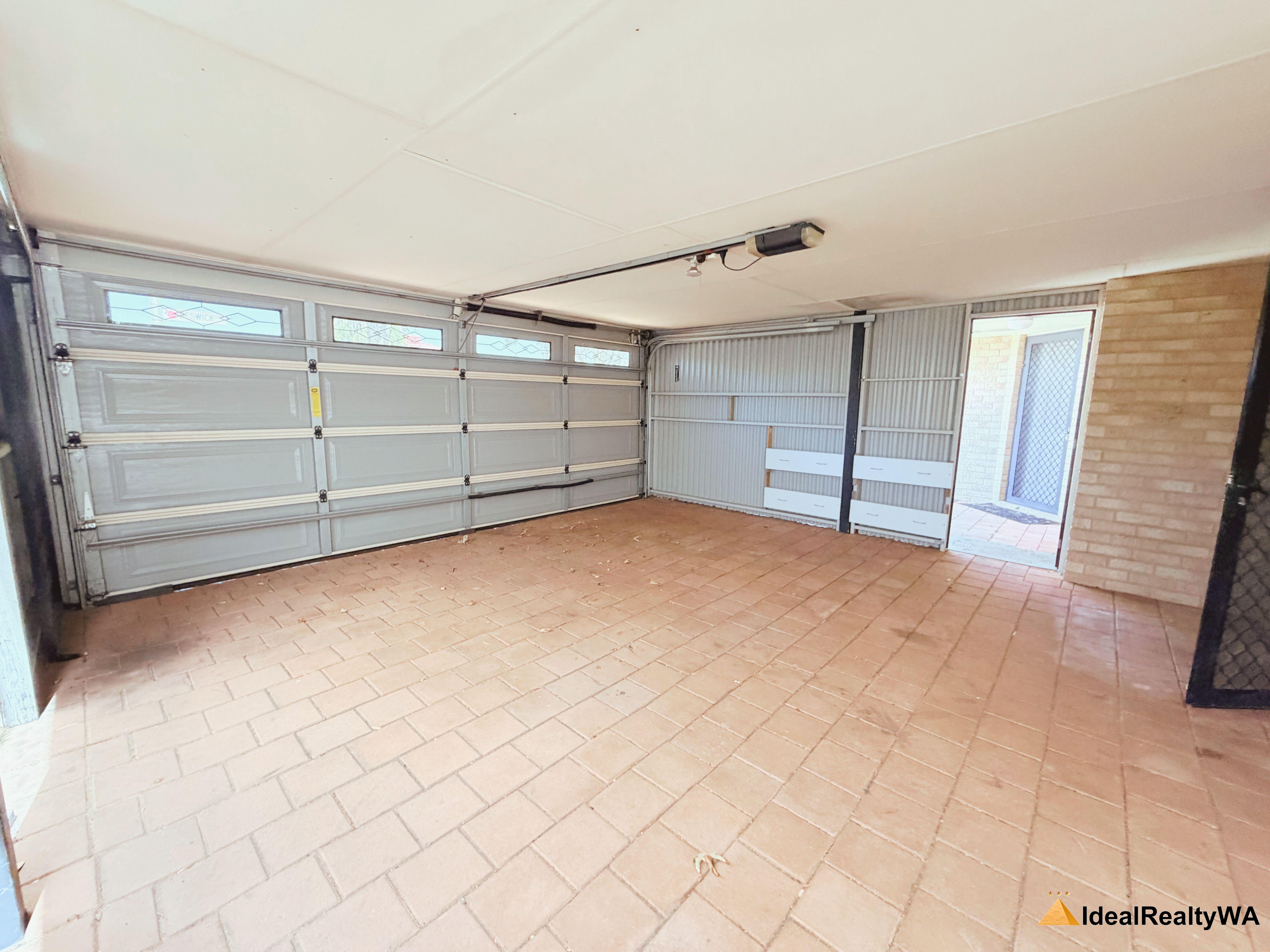5-bedroom house at 2 BESWICK GARDENS, Atwell WA 6164, Cockburn, Western Australia