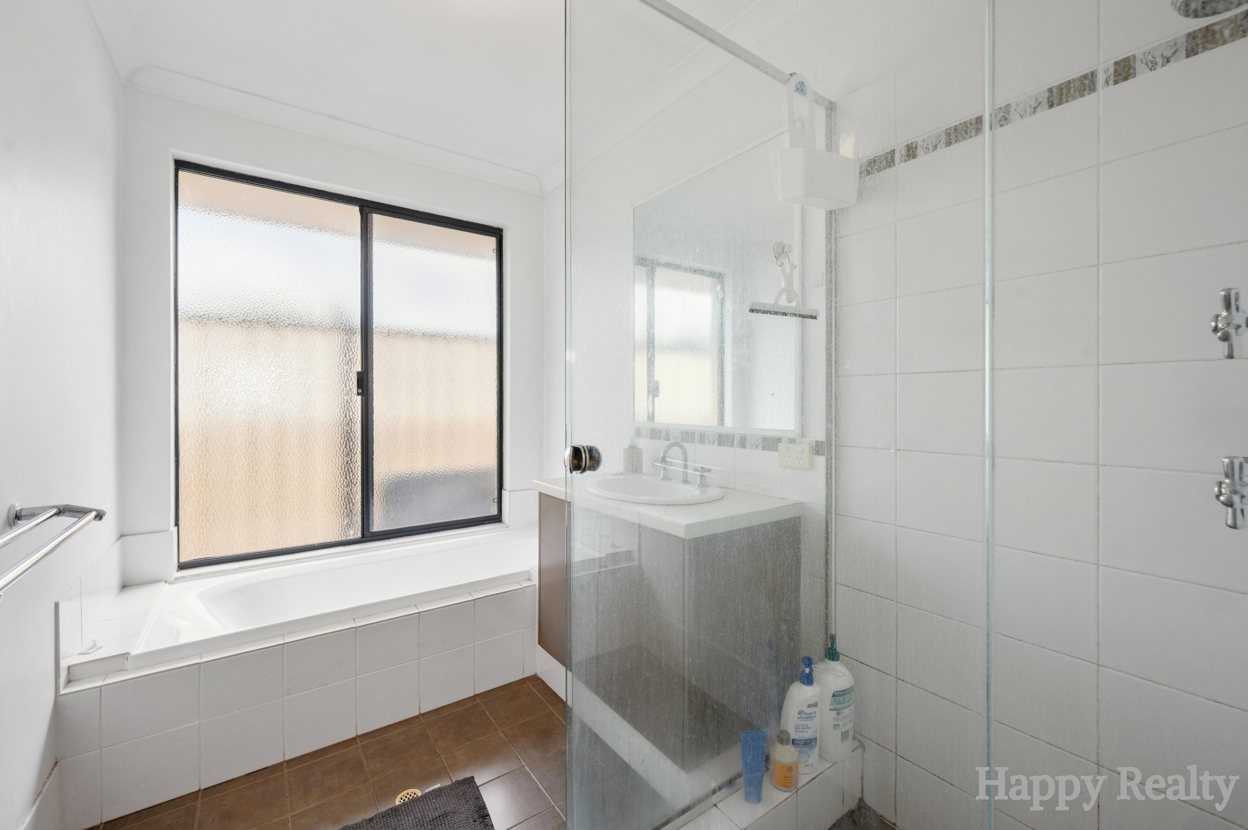 33 CORRIGIN STREET, Southern River WA 6110 - Image 10