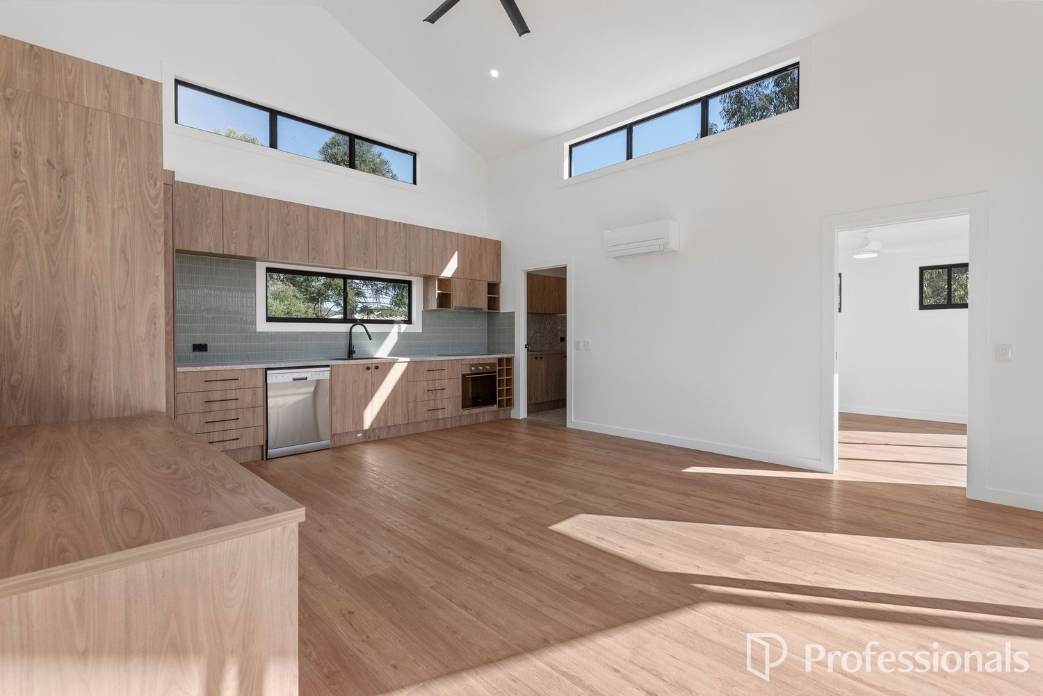 23 Main View Drive, Russell Island QLD 4184 - Image 9