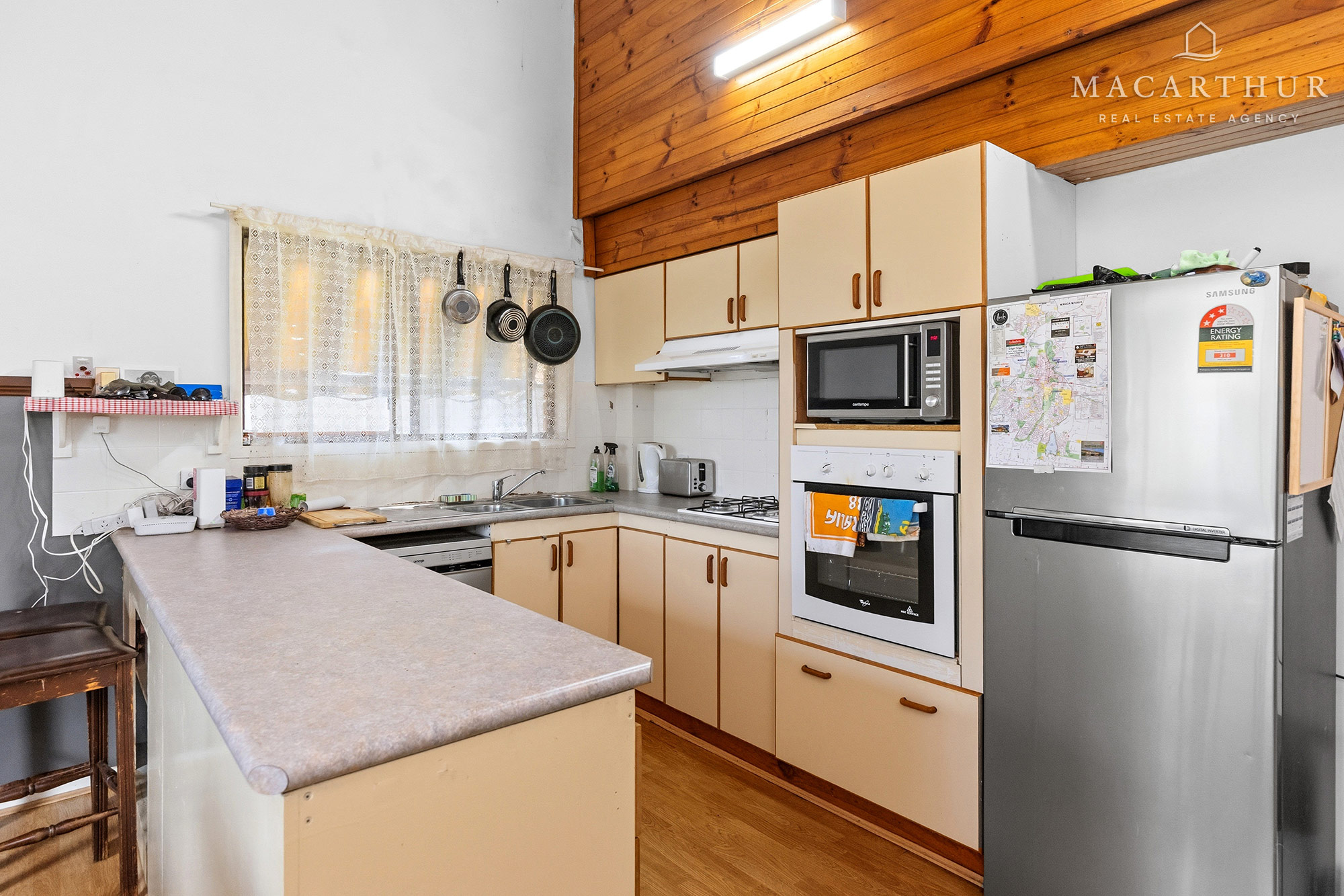 17 Grevillea Crescent, Lake Albert, NSW 2650 - Image 6