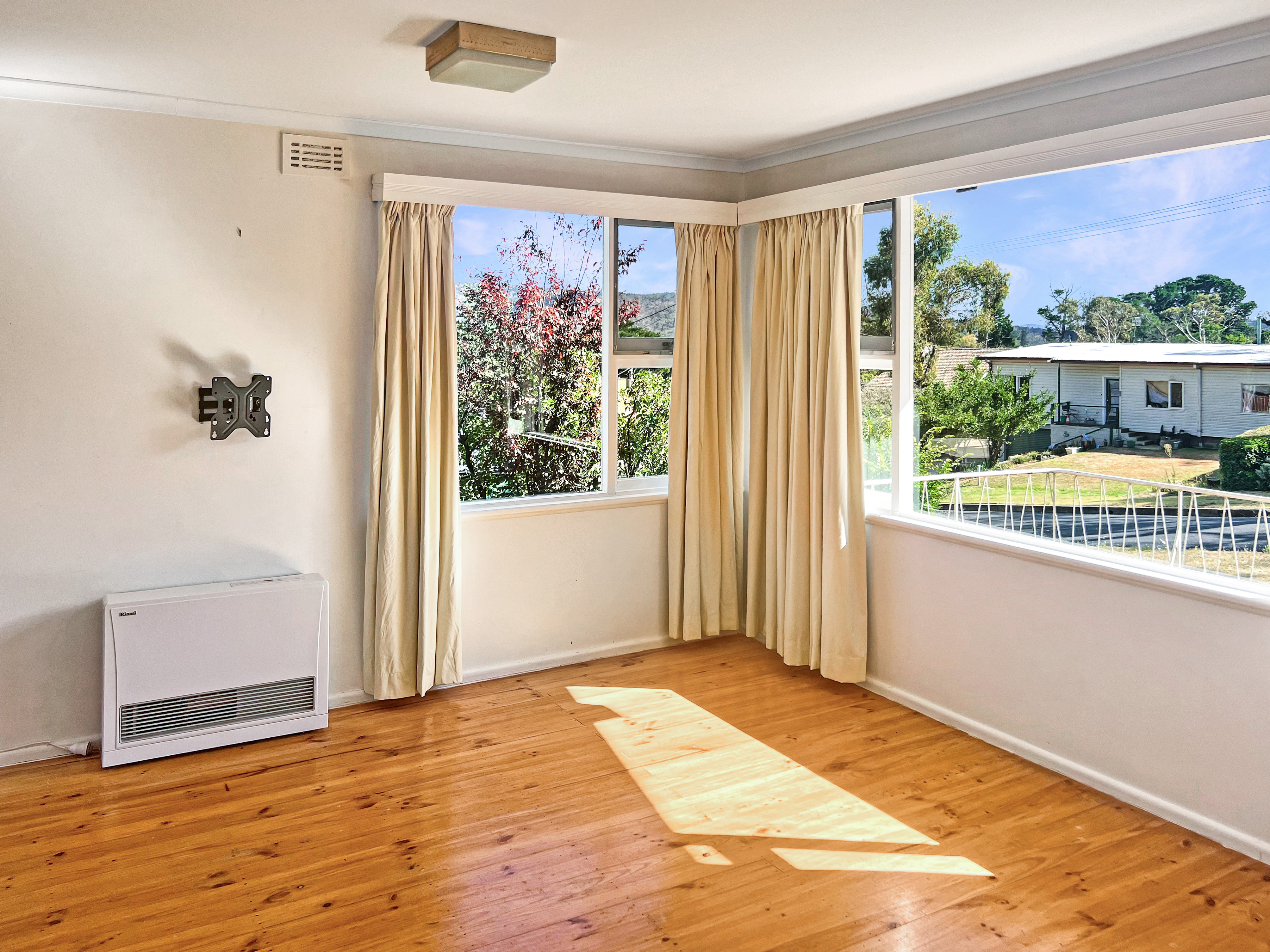 3-bedroom house at 23 Blairgowrie Avenue, Cooma, NSW 2630, Snowy Monaro, New South Wales