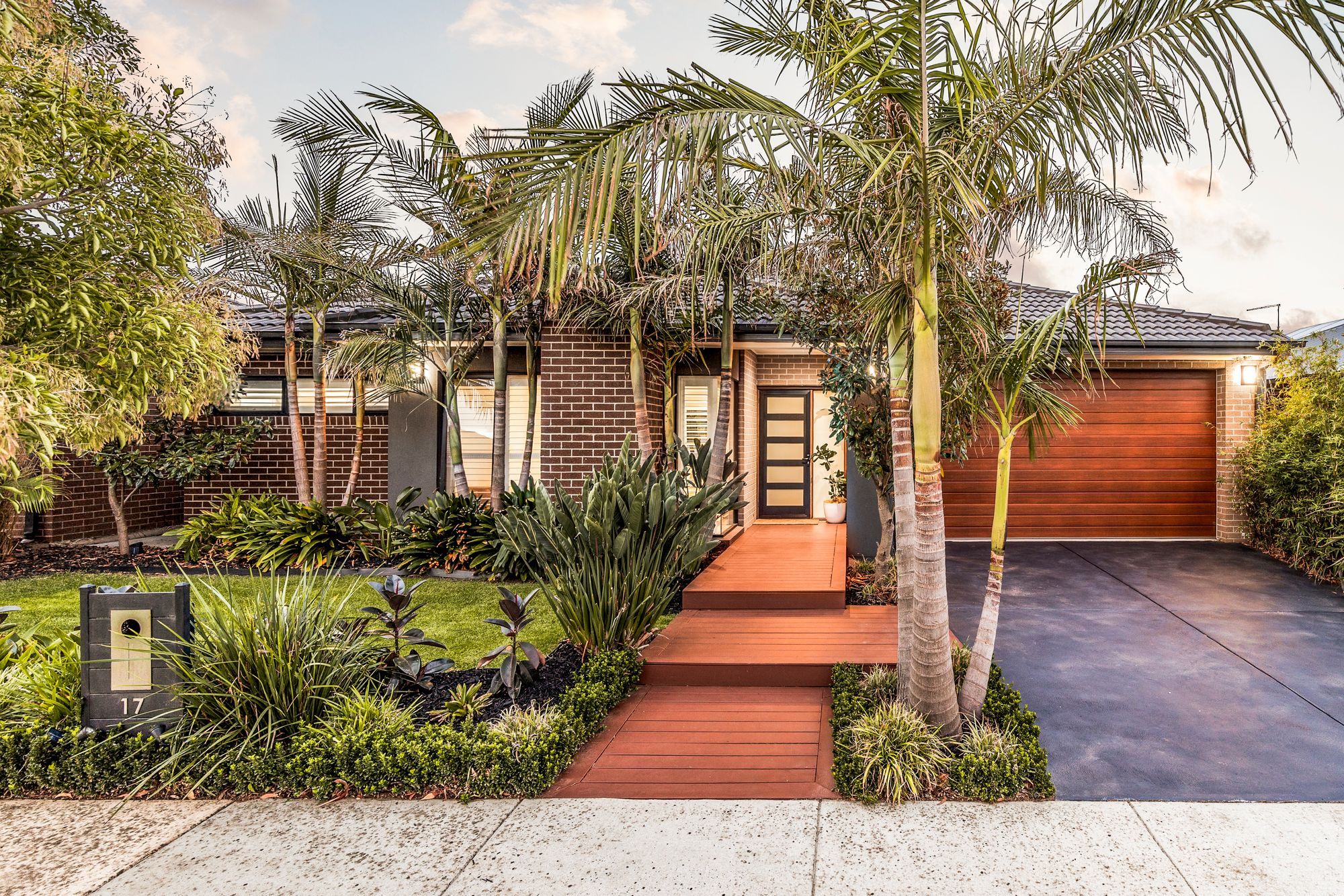 17 Sunshine Avenue, Armstrong Creek, VIC 3217 - Image 2