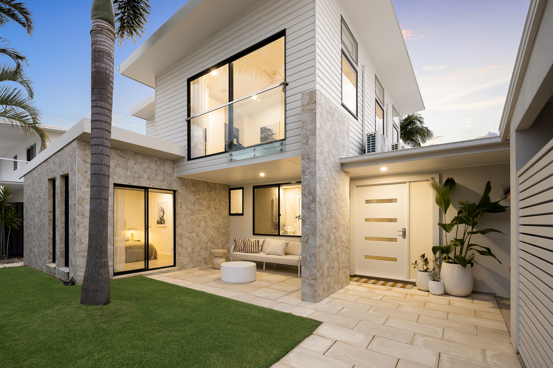 19 Key West, Broadbeach Waters, QLD 4218 - Image 4
