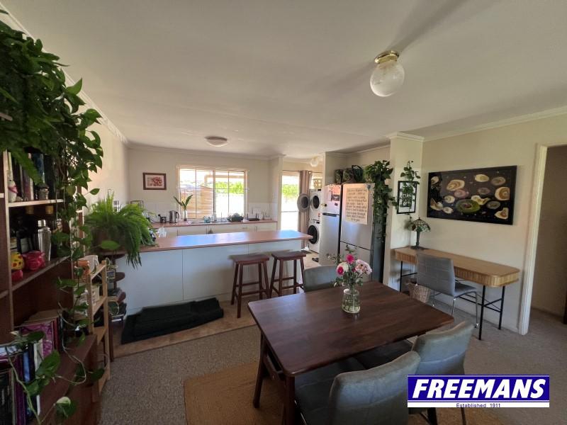 4 30 BARON STREET, KINGAROY QLD 4610 - Image 4