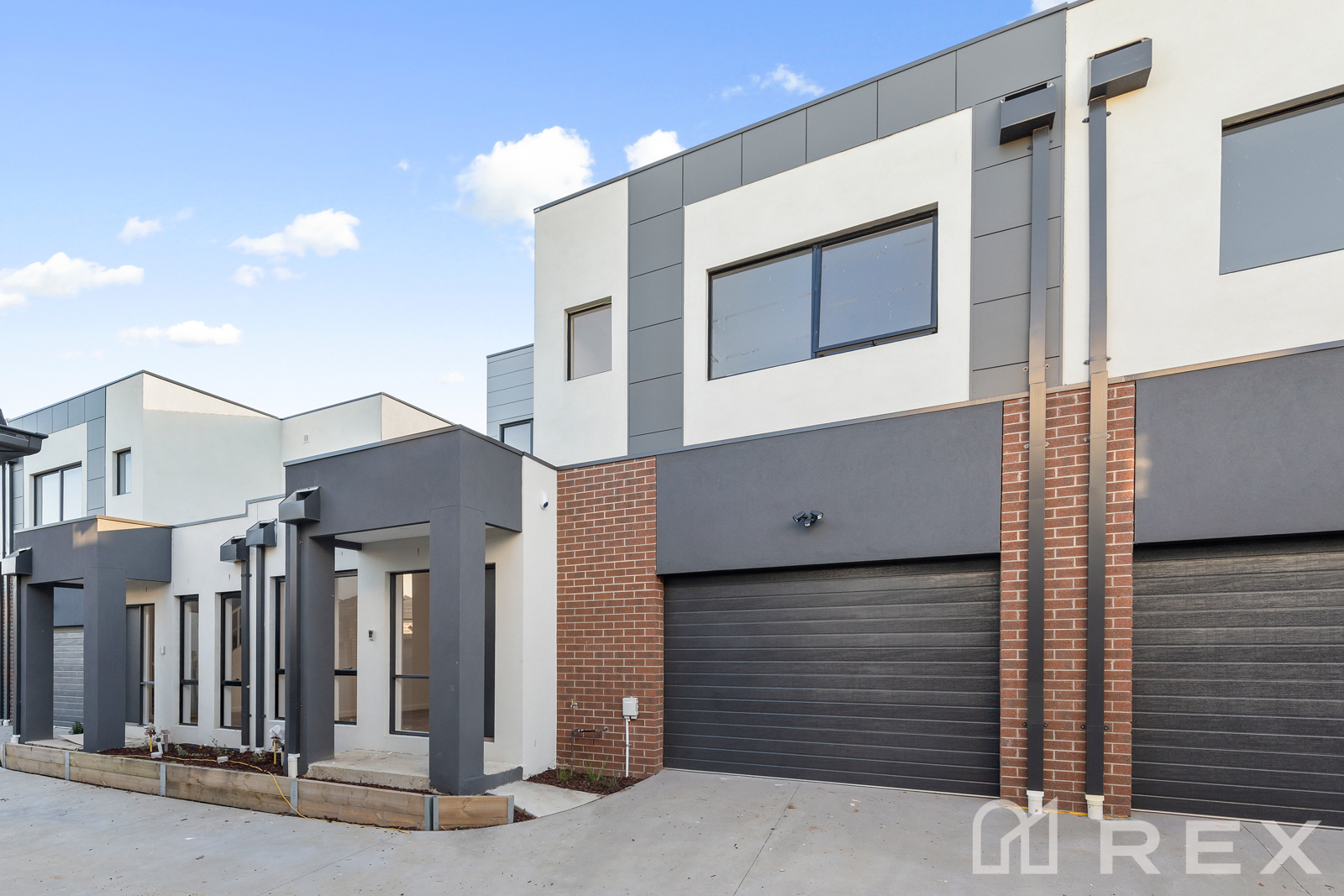 18 Bawar Place, Hallam, Vic, 3803 - Image 1