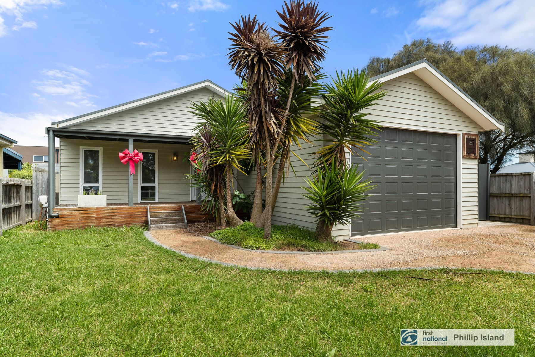 15 Roderick Close, Cowes, VIC 3922 - Image 2