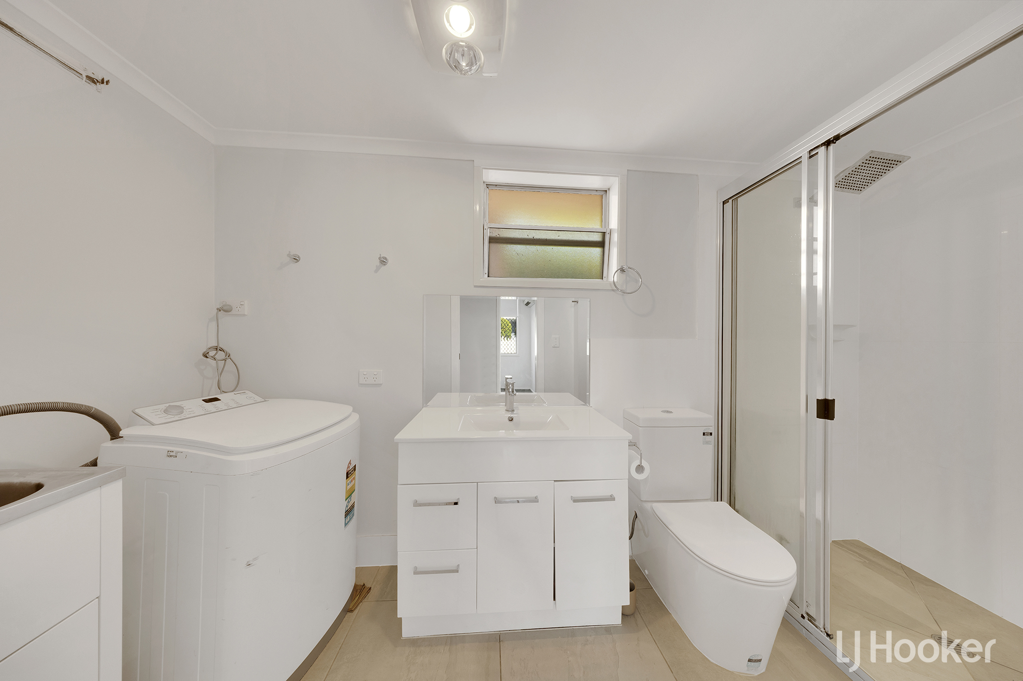 1/141 Auckland Street, Gladstone Central, QLD 4680 - Image 5