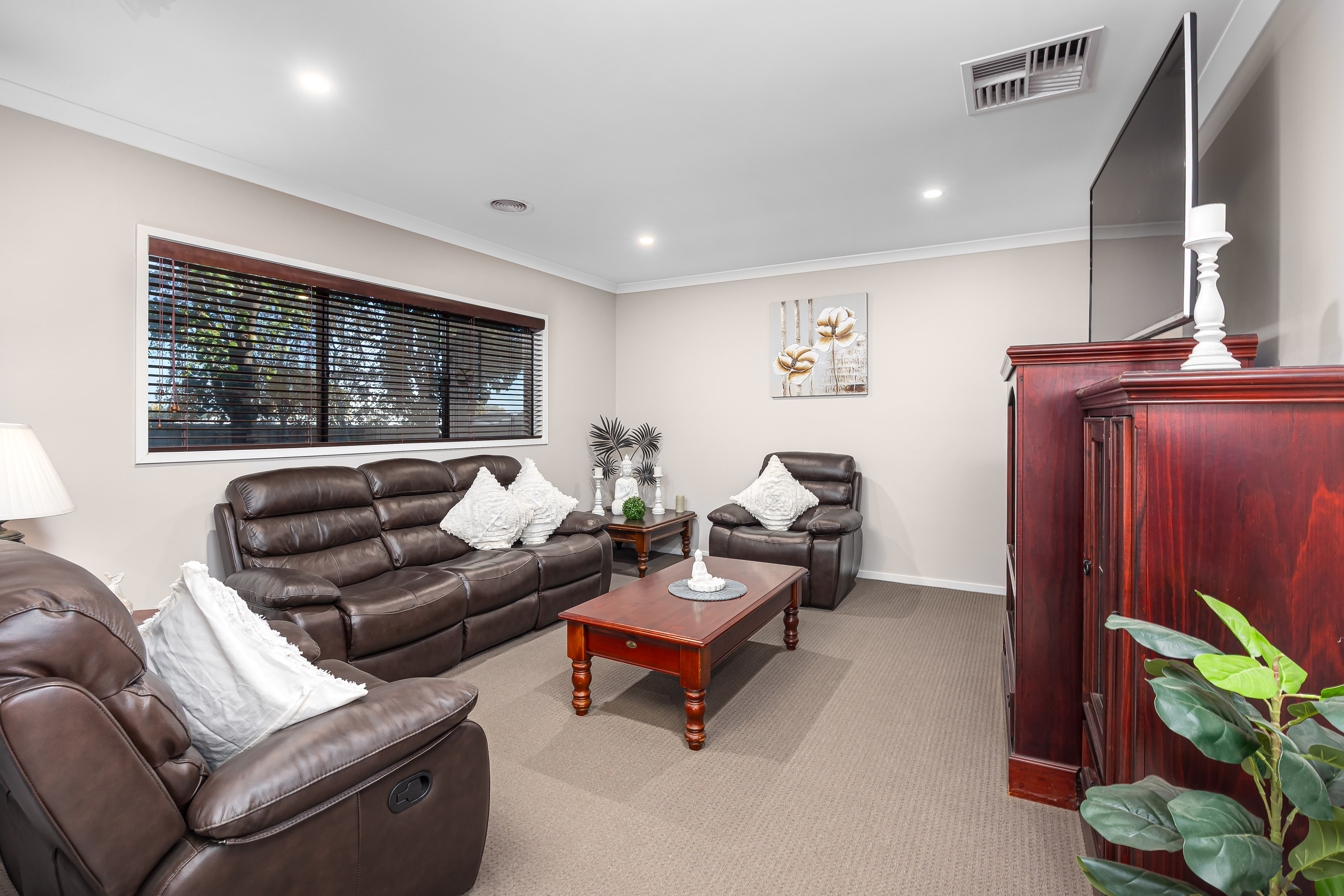 5-bedroom house at 31 Muttama Parade, Gobbagombalin, NSW 2650, Wagga Wagga, New South Wales