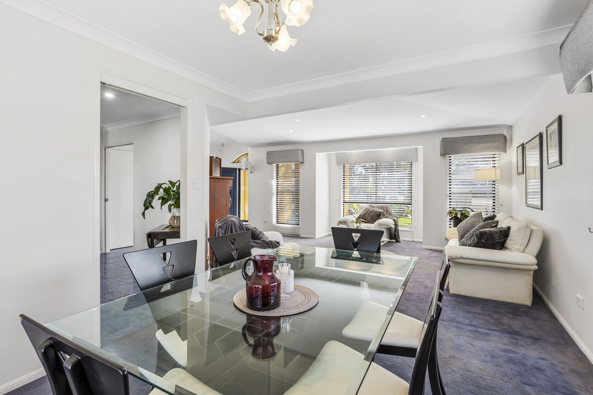 4 Paten Close, Birkdale, QLD 4159 - Image 2