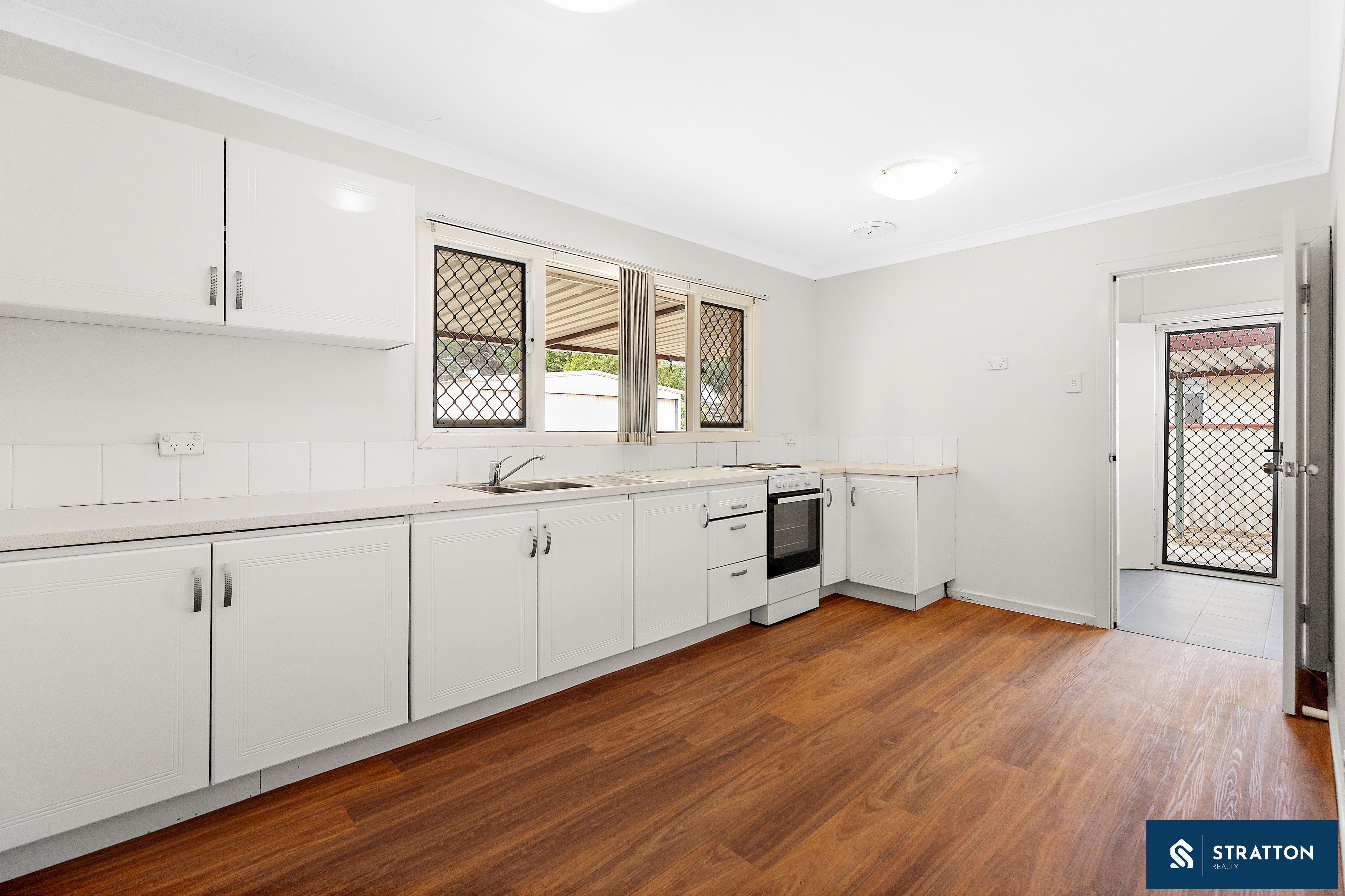 3-bedroom house at 4 Amaroo Court, Armadale, WA 6112, Armadale, Western Australia