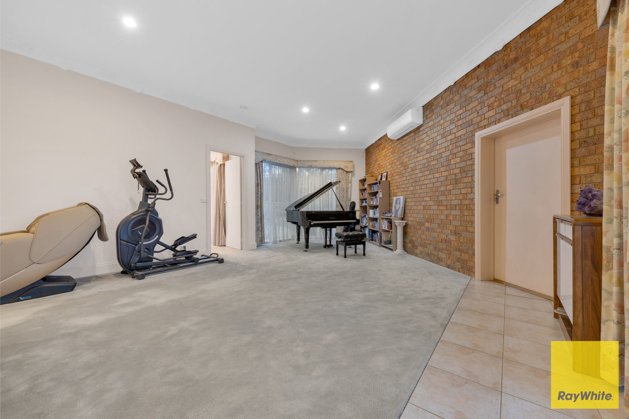 7-bedroom house at 18 BINDOWAN DRIVE, Hoppers Crossing VIC 3029, Wyndham, Victoria