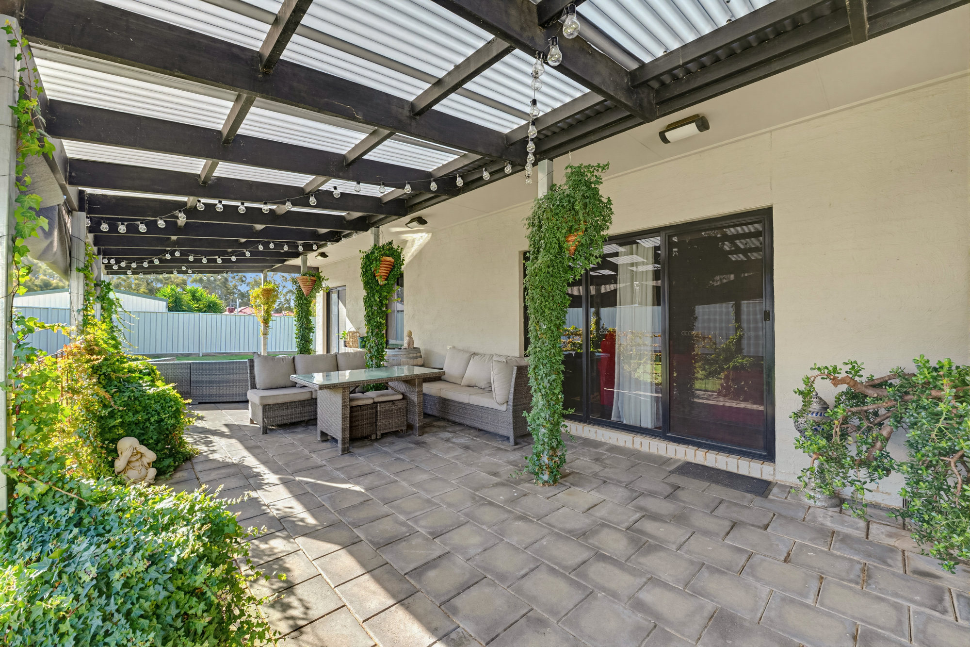 3-bedroom house at 5 ROSSDALE DRIVE, Eaglehawk VIC 3556, Greater Bendigo, Victoria
