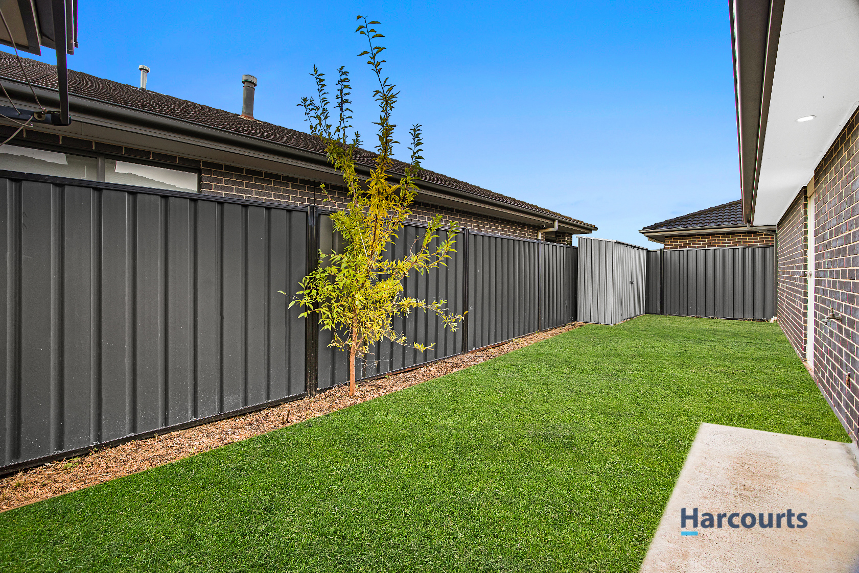 3-bedroom unit at 2 8 REDWOOD DRIVE, HOPPERS CROSSING VIC 3029, Wyndham, Victoria