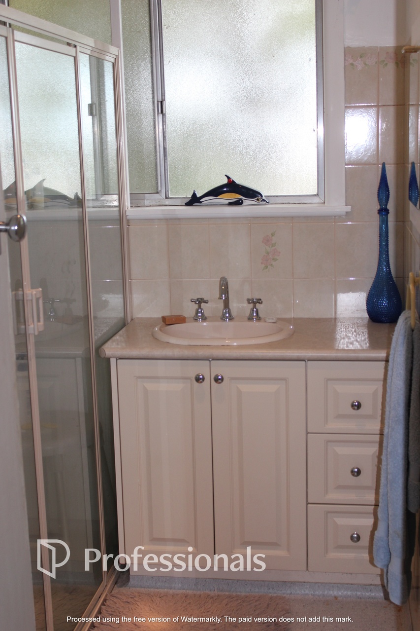 4 Grant Street, Yarram, VIC 3971 - Image 5