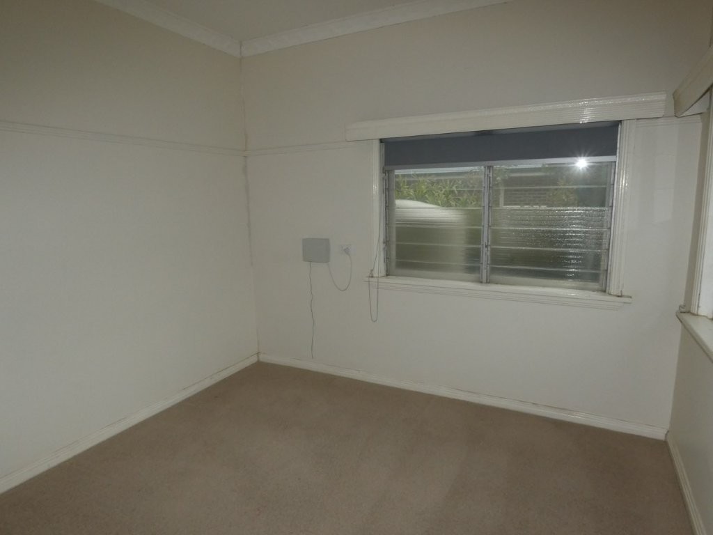 5-bedroom house at 43 Devereux Street, Warracknabeal, VIC 3393, Yarriambiack, Victoria
