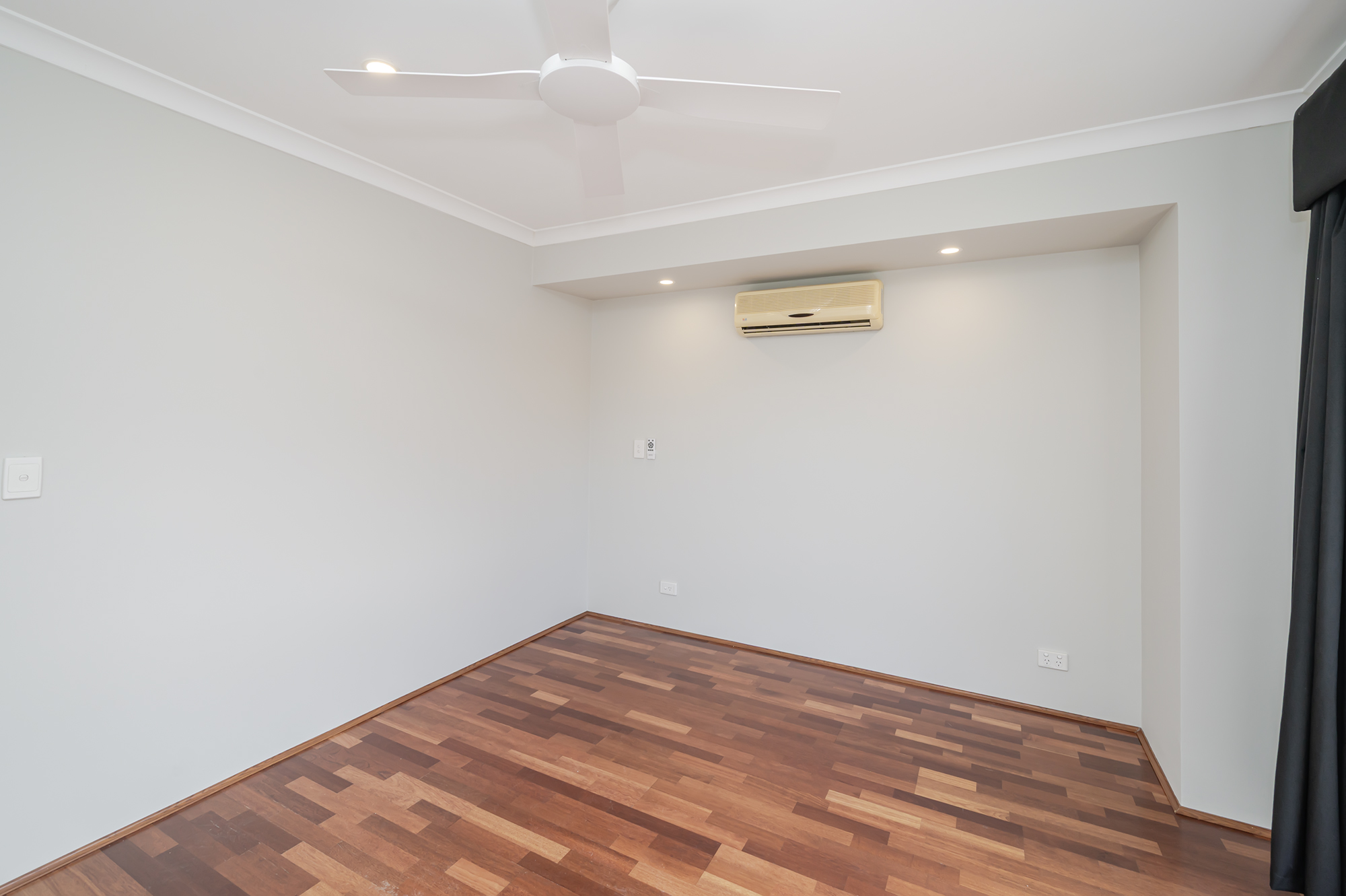 3-bedroom unit at 5/6 Luton Close, Ballajura, WA 6066, Swan, Western Australia