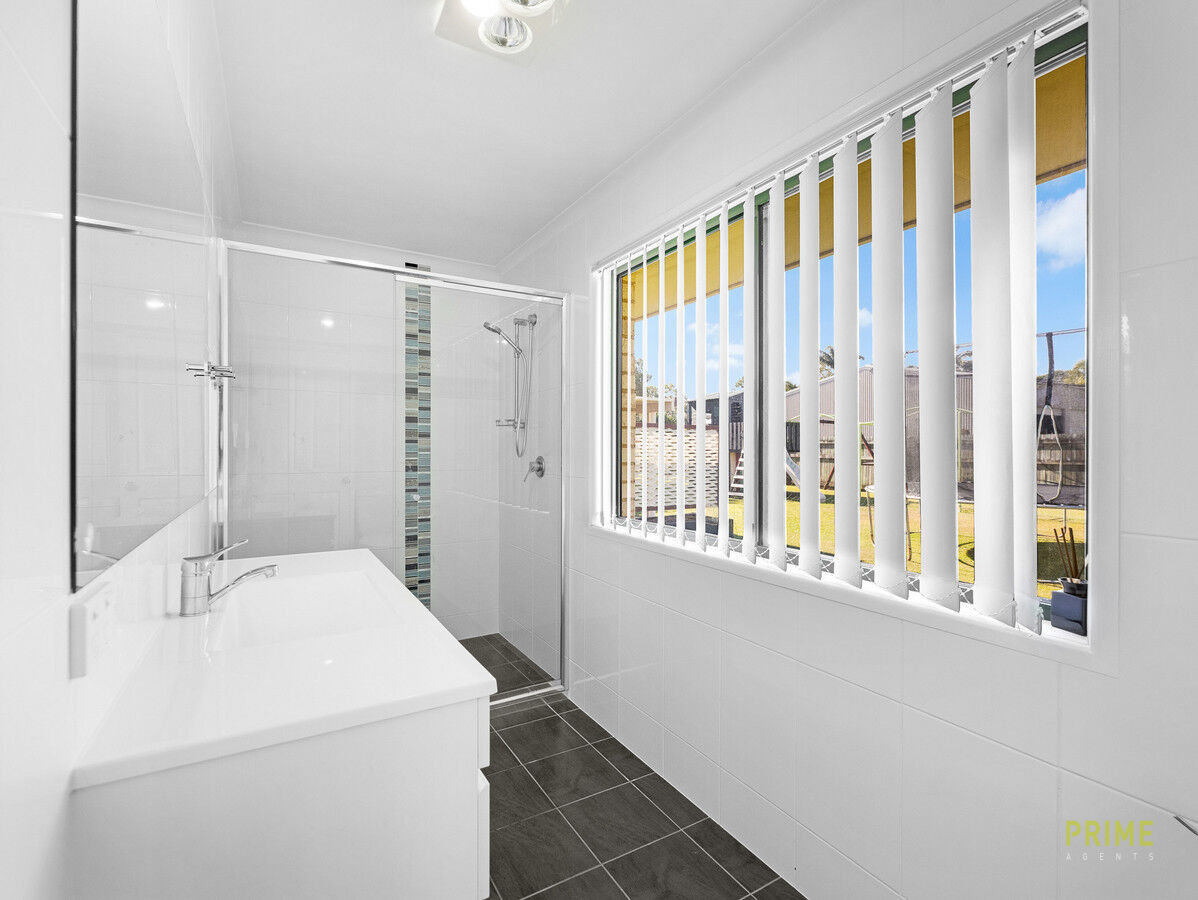 6-bedroom house at 77-79 CARRICK WAY, Wondunna QLD 4655, Fraser Coast, Queensland