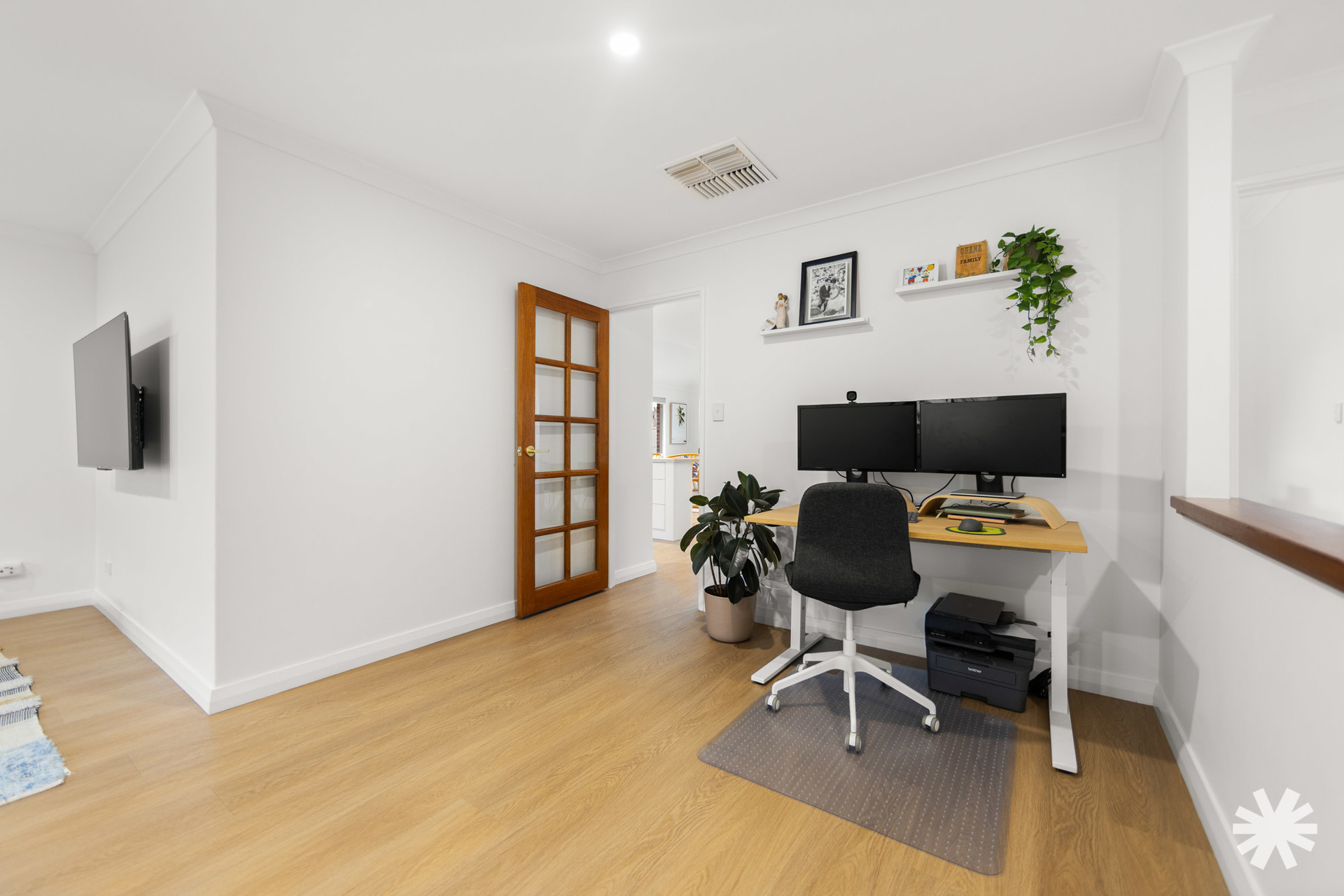 2/68 Edgecumbe Street, Como, WA 6152 - Image 2