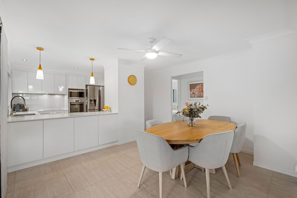 5 Gunsynd Drive, Dakabin, QLD 4503 - Image 8