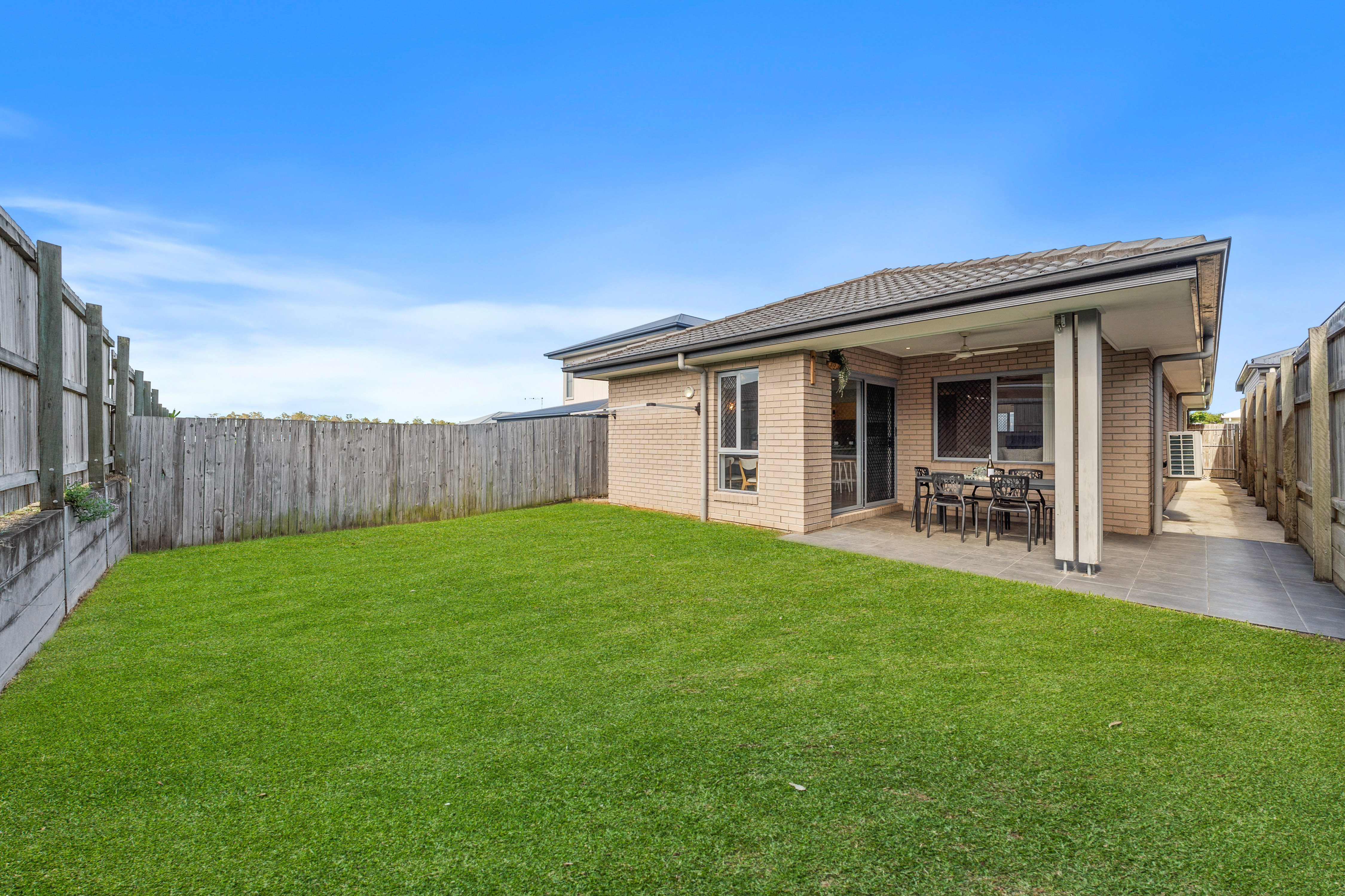 9 MOUNT GLORIOUS STREET, Park Ridge QLD 4125 - Image 3