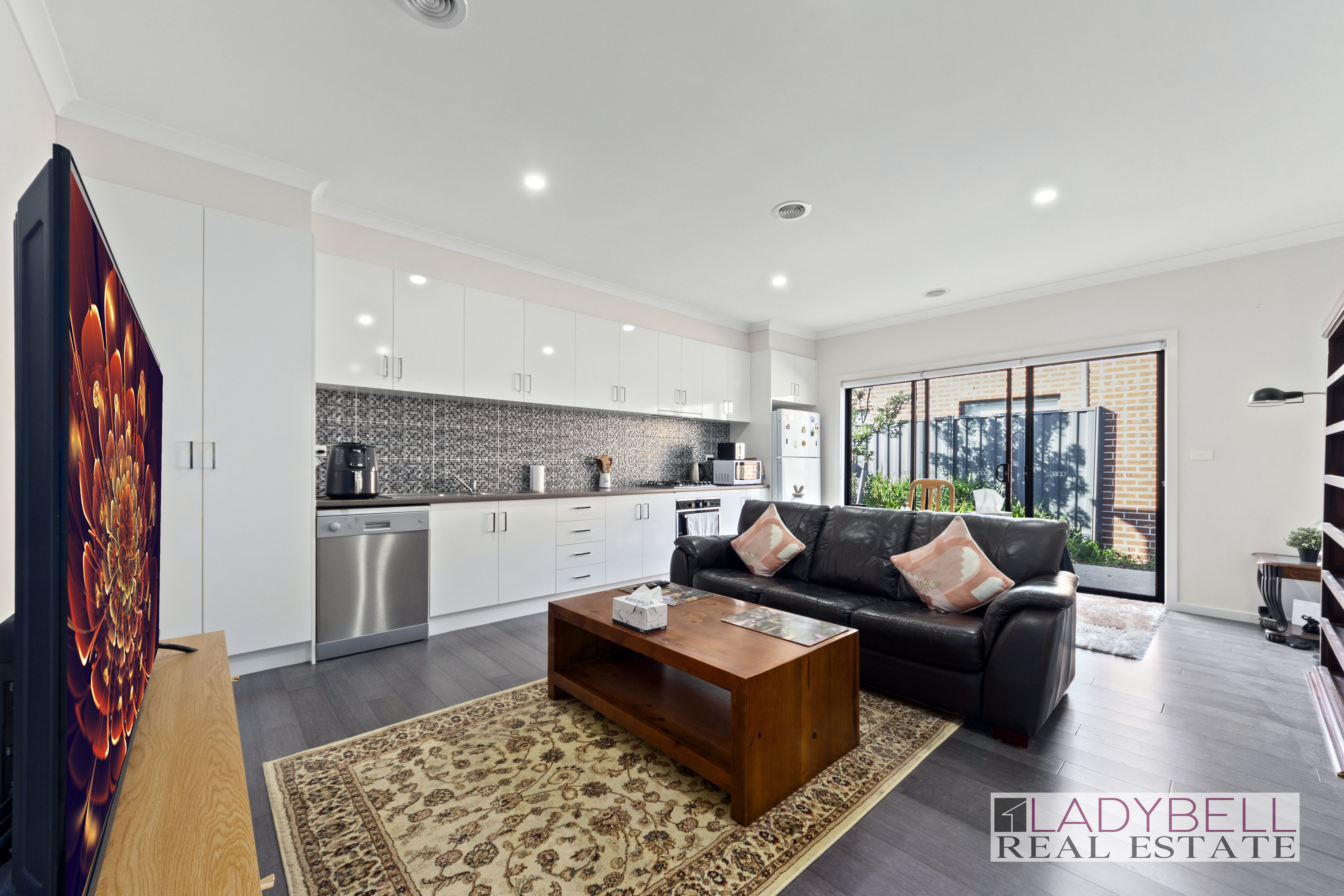 2-bedroom unit at 3/11 Navy Street, Tarneit, VIC 3029, Wyndham, Victoria