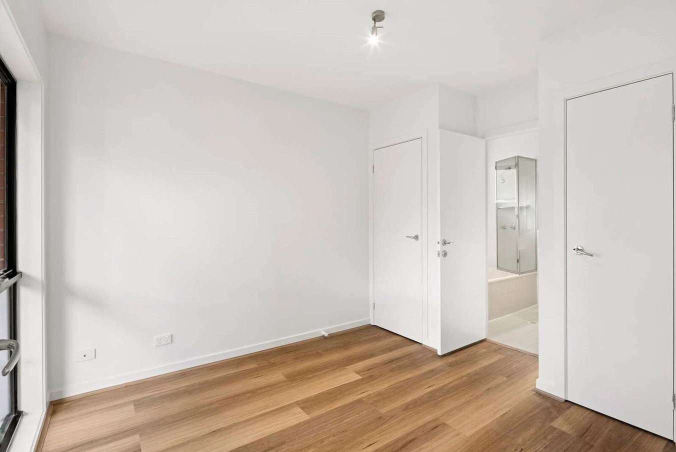 7 1 MONASH GREEN DRIVE, CLAYTON VIC 3168 - Image 4