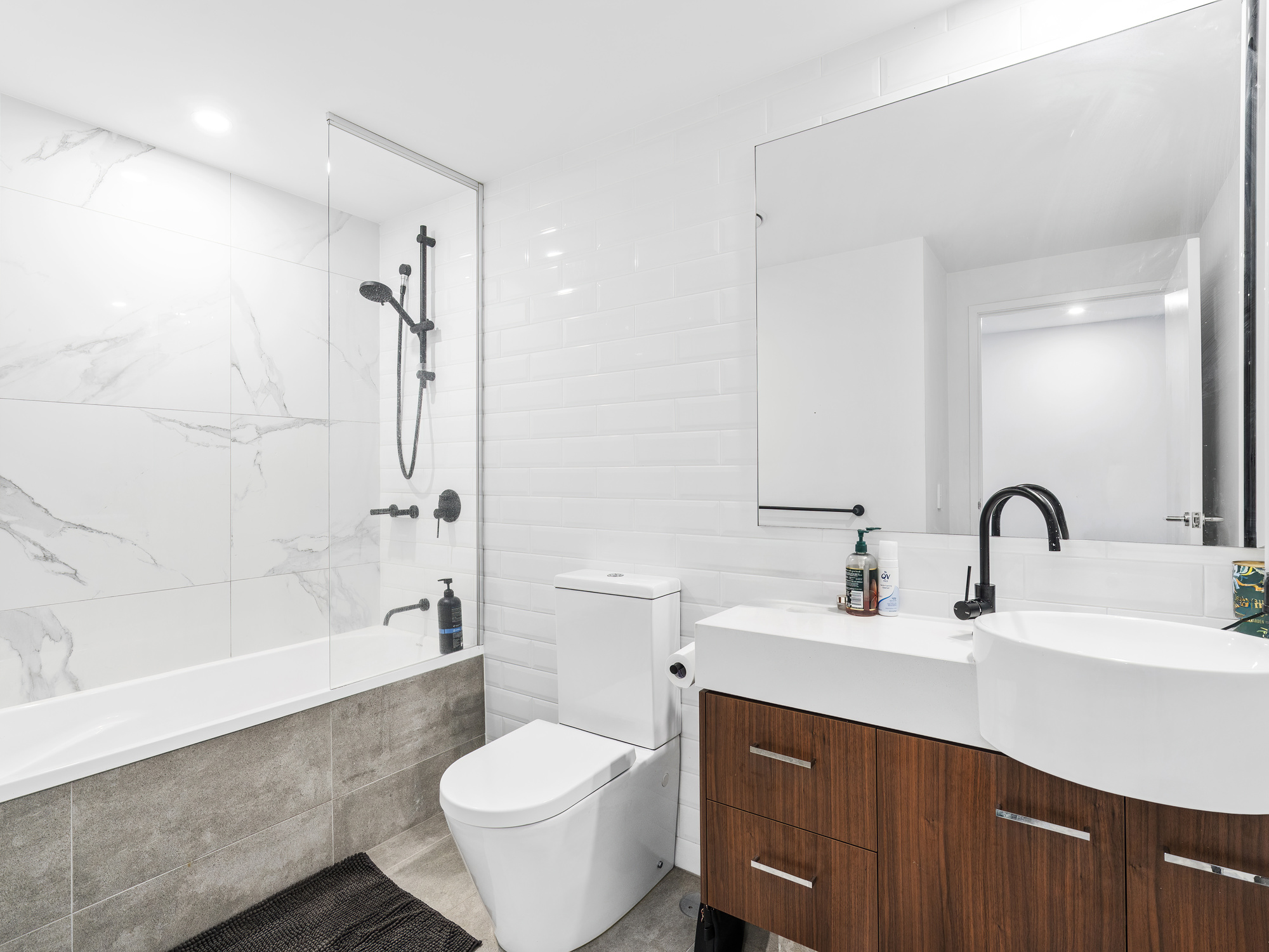 2203/397 Christine Avenue, Varsity Lakes, Qld, 4227 - Image 3